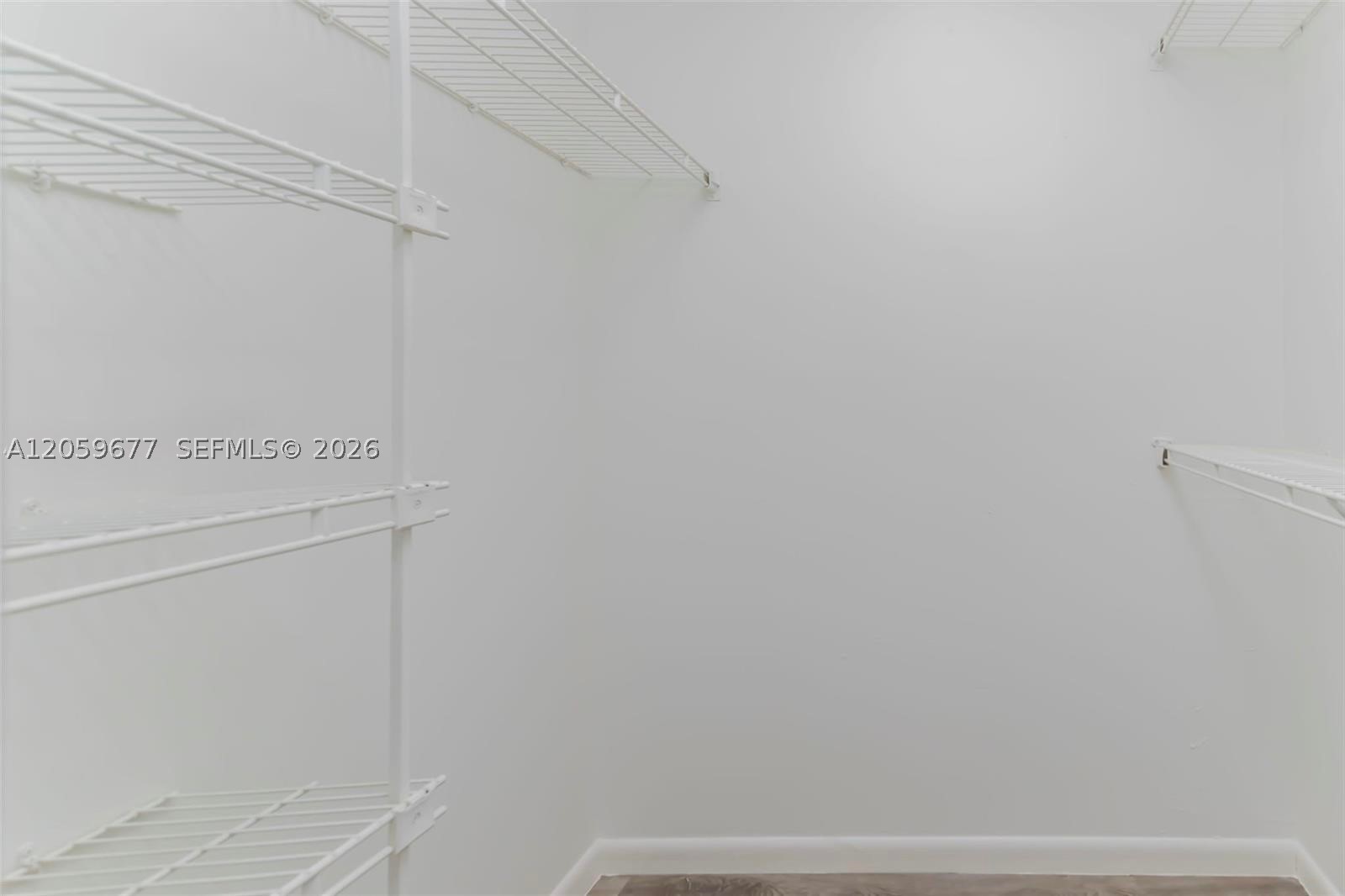 931 Ne 199th St 201-22 Property Photo 14
