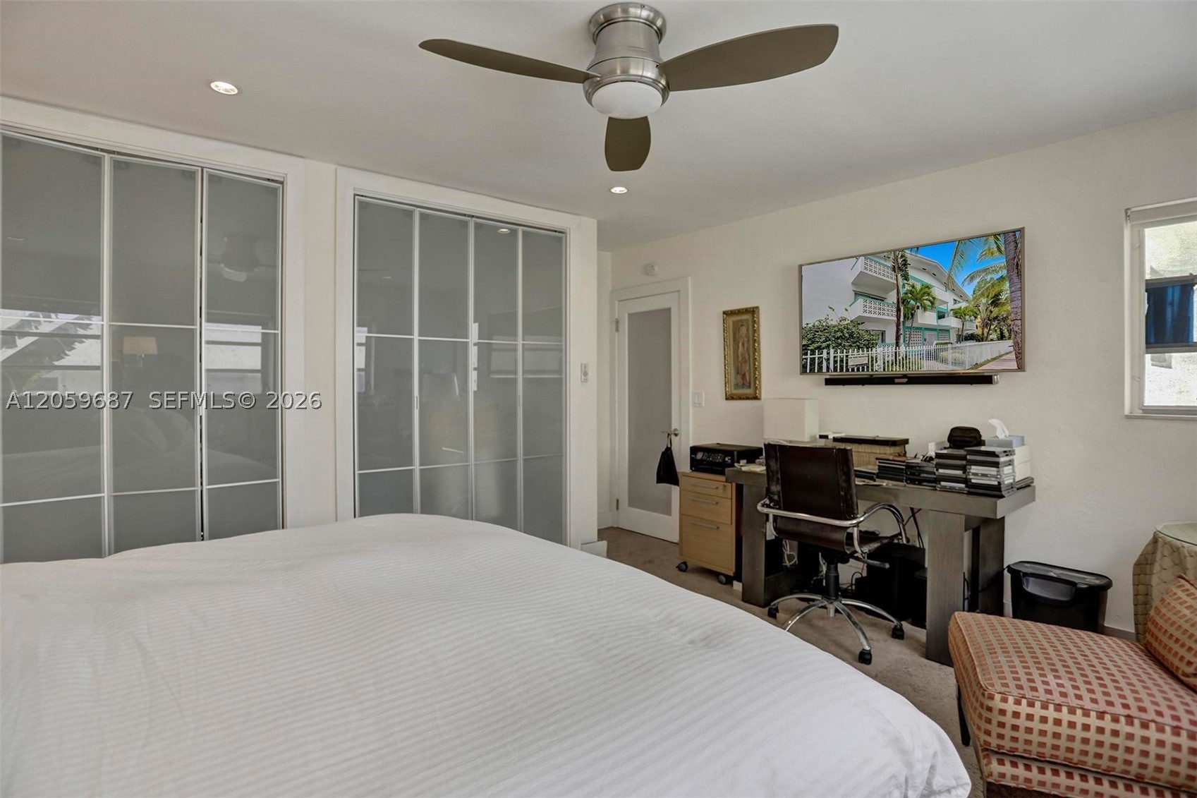 350 Collins Ave 310 Property Photo 9