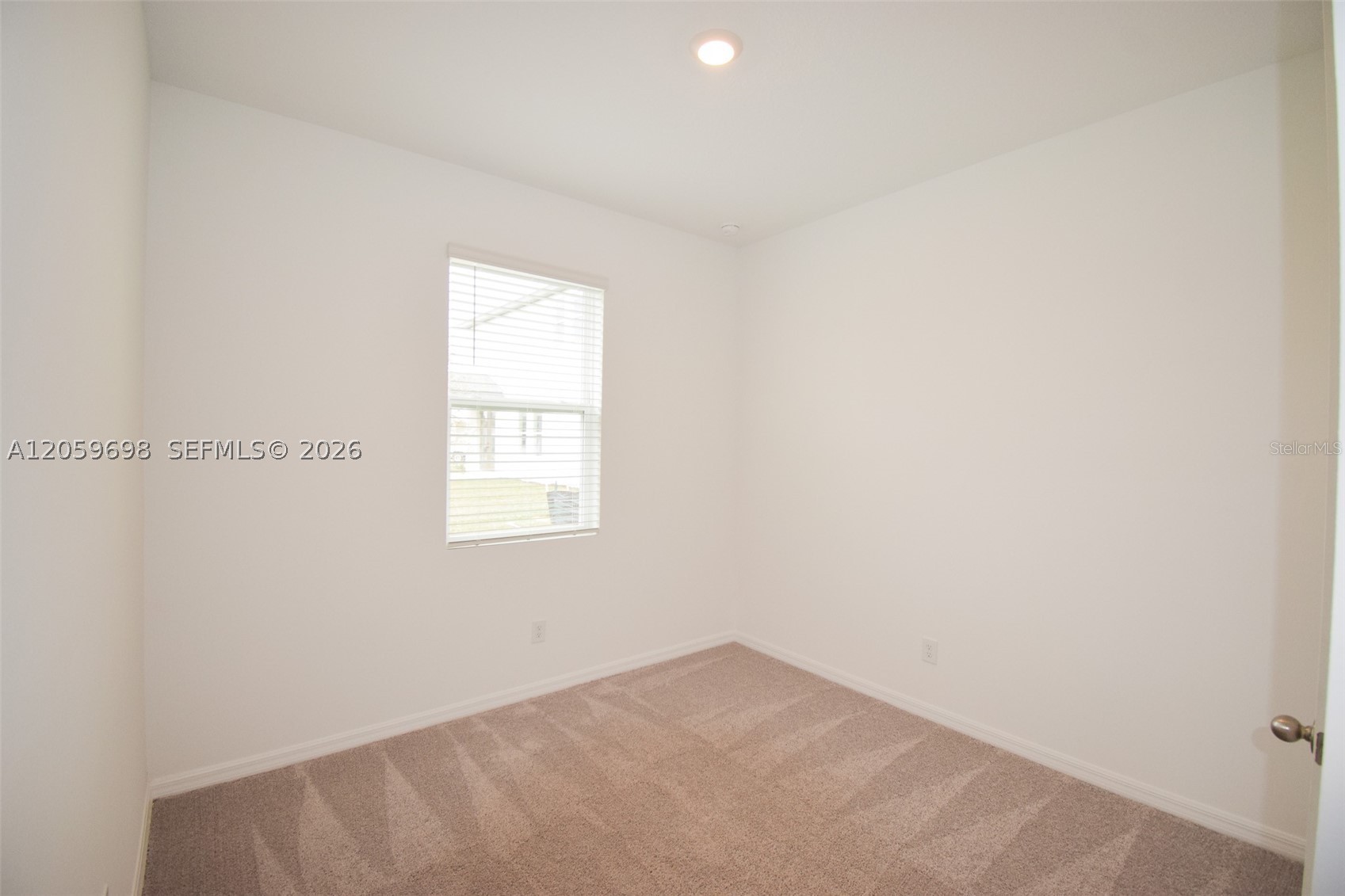 2370 Lancashire St Property Photo 19
