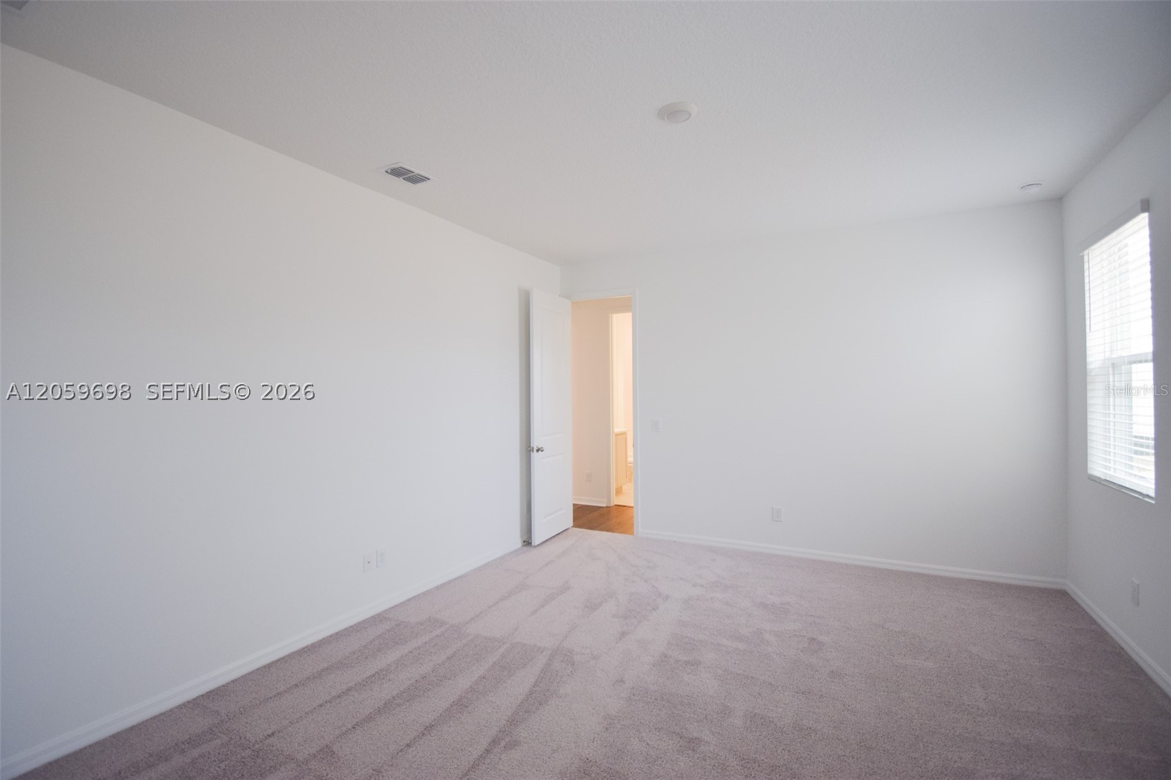 2370 Lancashire St Property Photo 26