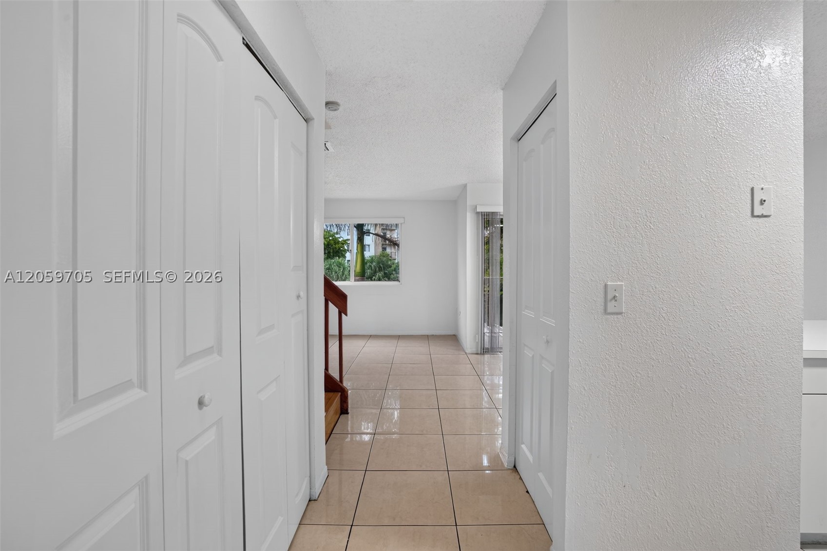 6225 Kendale Lakes Cir 253 Property Photo 4