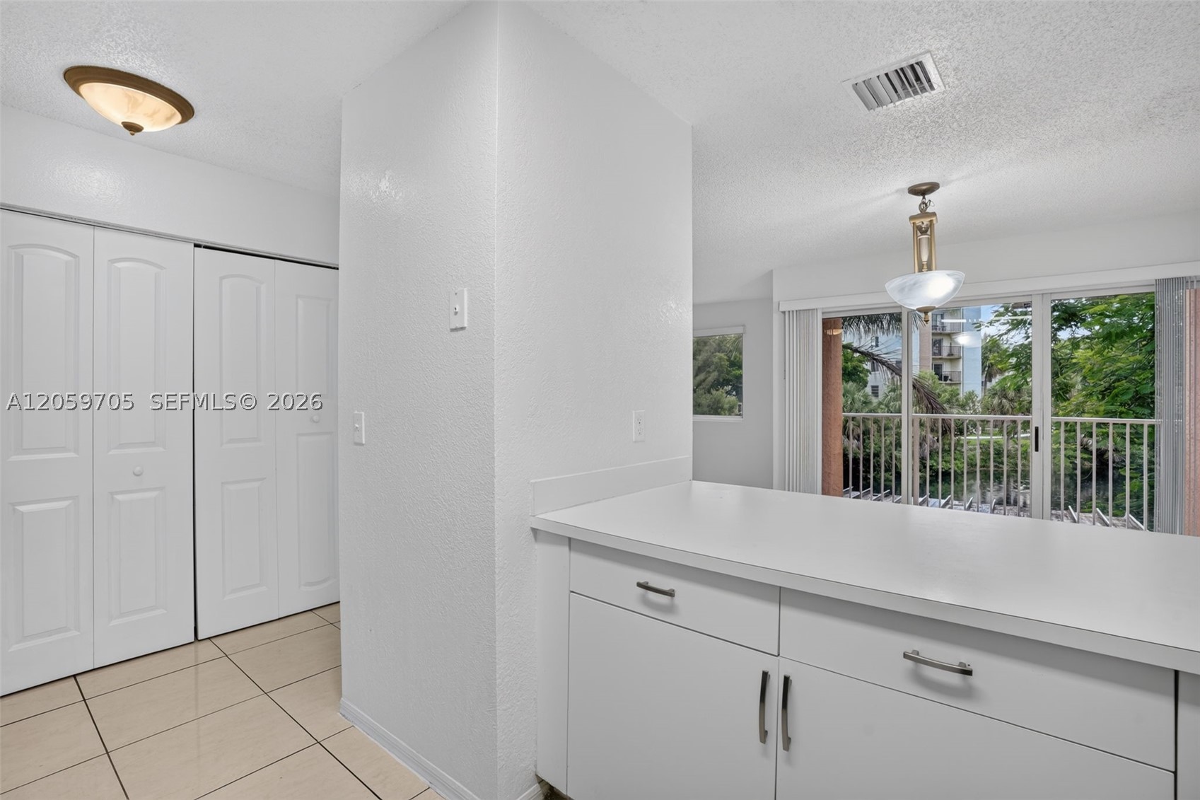 6225 Kendale Lakes Cir 253 Property Photo 12