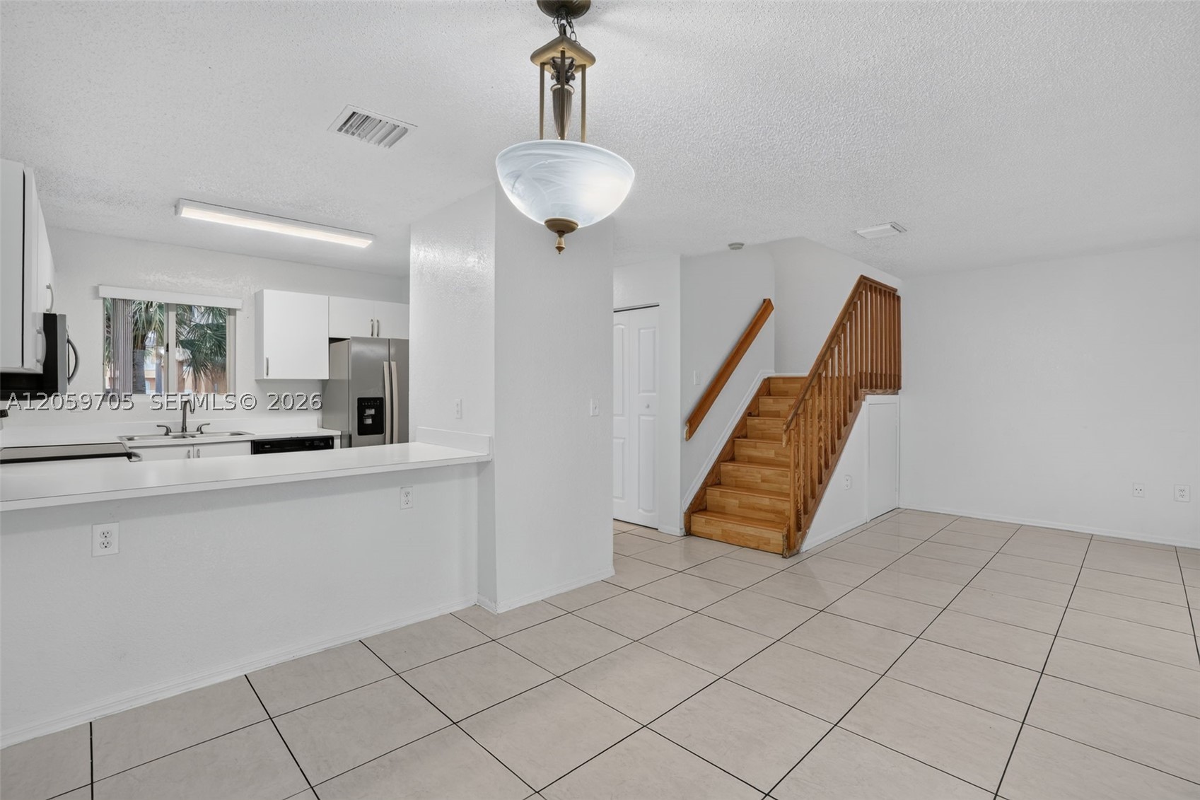 6225 Kendale Lakes Cir 253 Property Photo 13