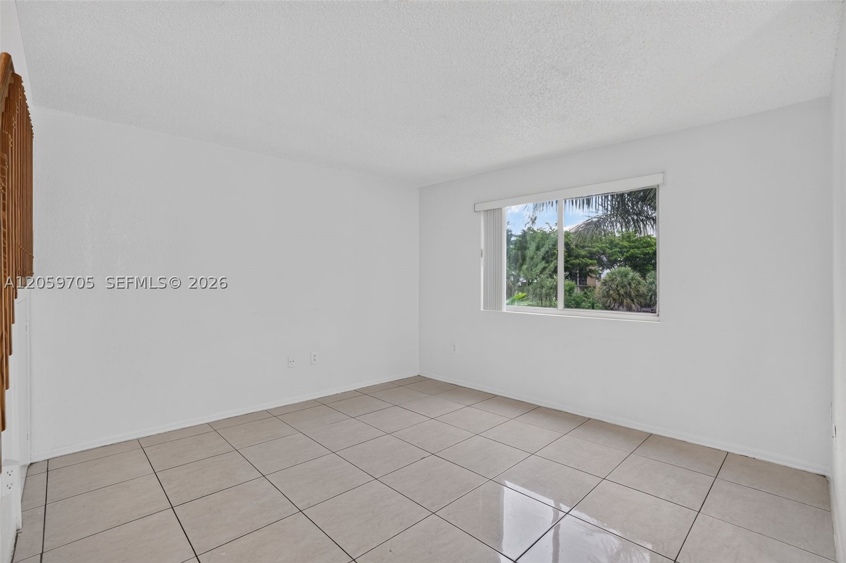 6225 Kendale Lakes Cir 253 Property Photo 16