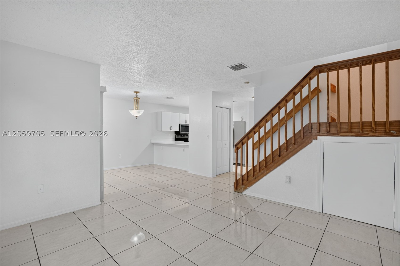 6225 Kendale Lakes Cir 253 Property Photo 17