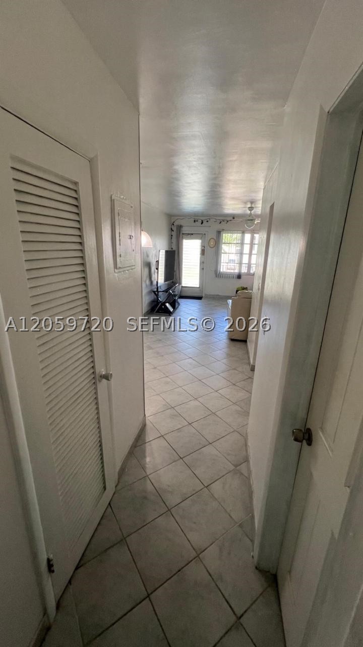 500 Layne Blvd 14 Property Photo 9