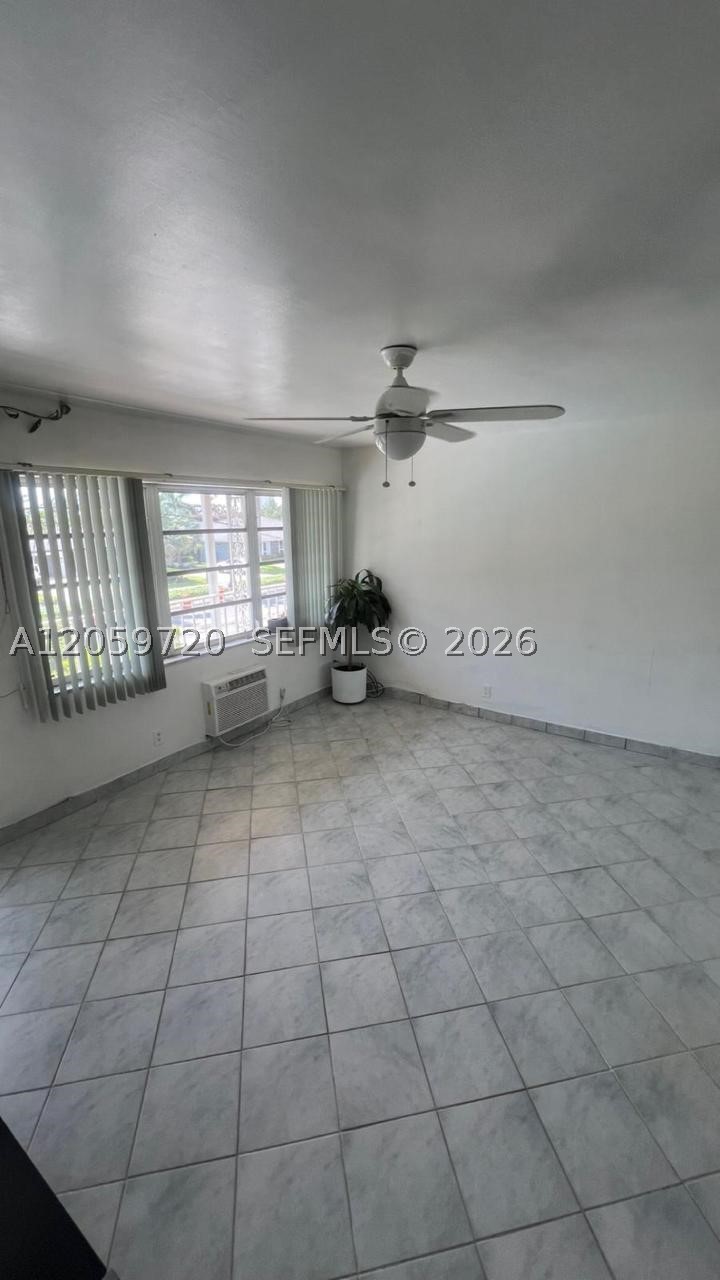 500 Layne Blvd 14 Property Photo 10