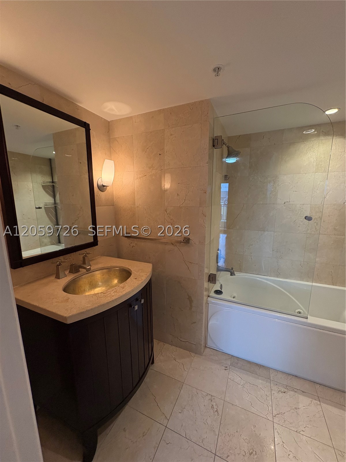 300 Euclid Ave 209 Property Photo 17
