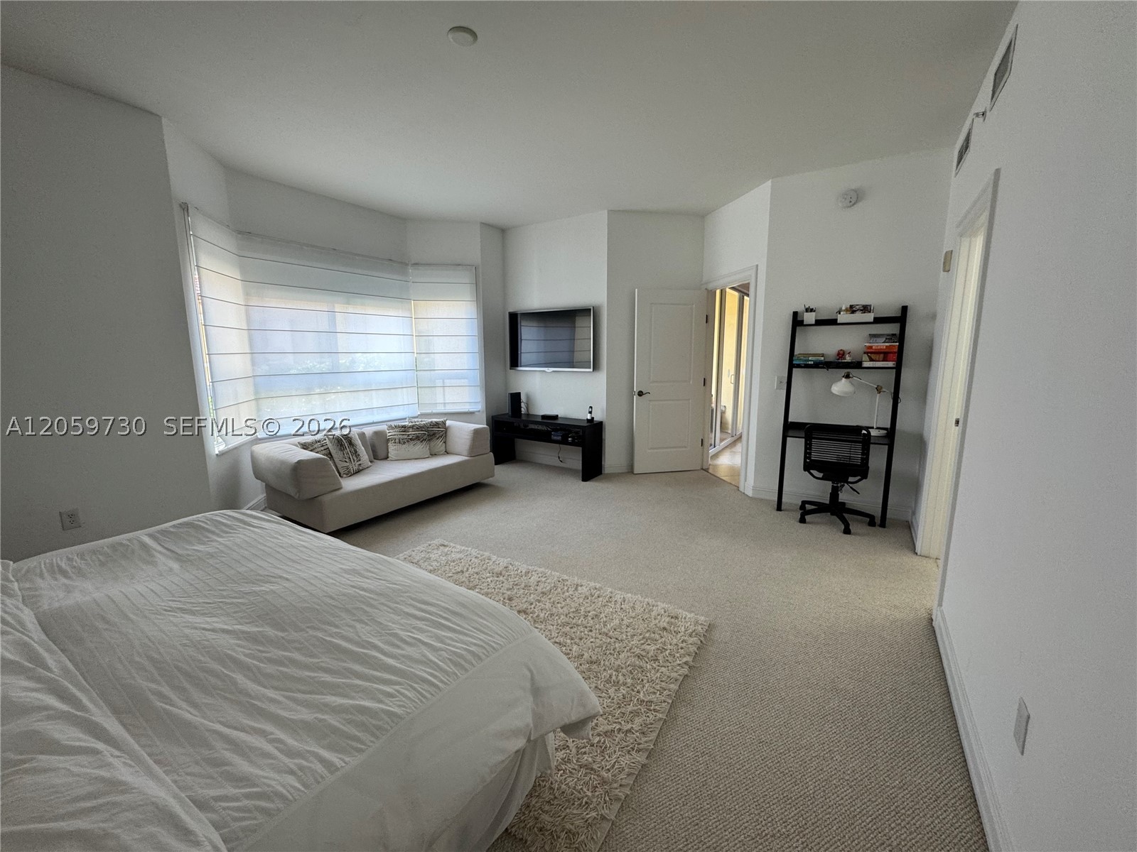 16100 Emerald Estates Dr 278 Property Photo 4