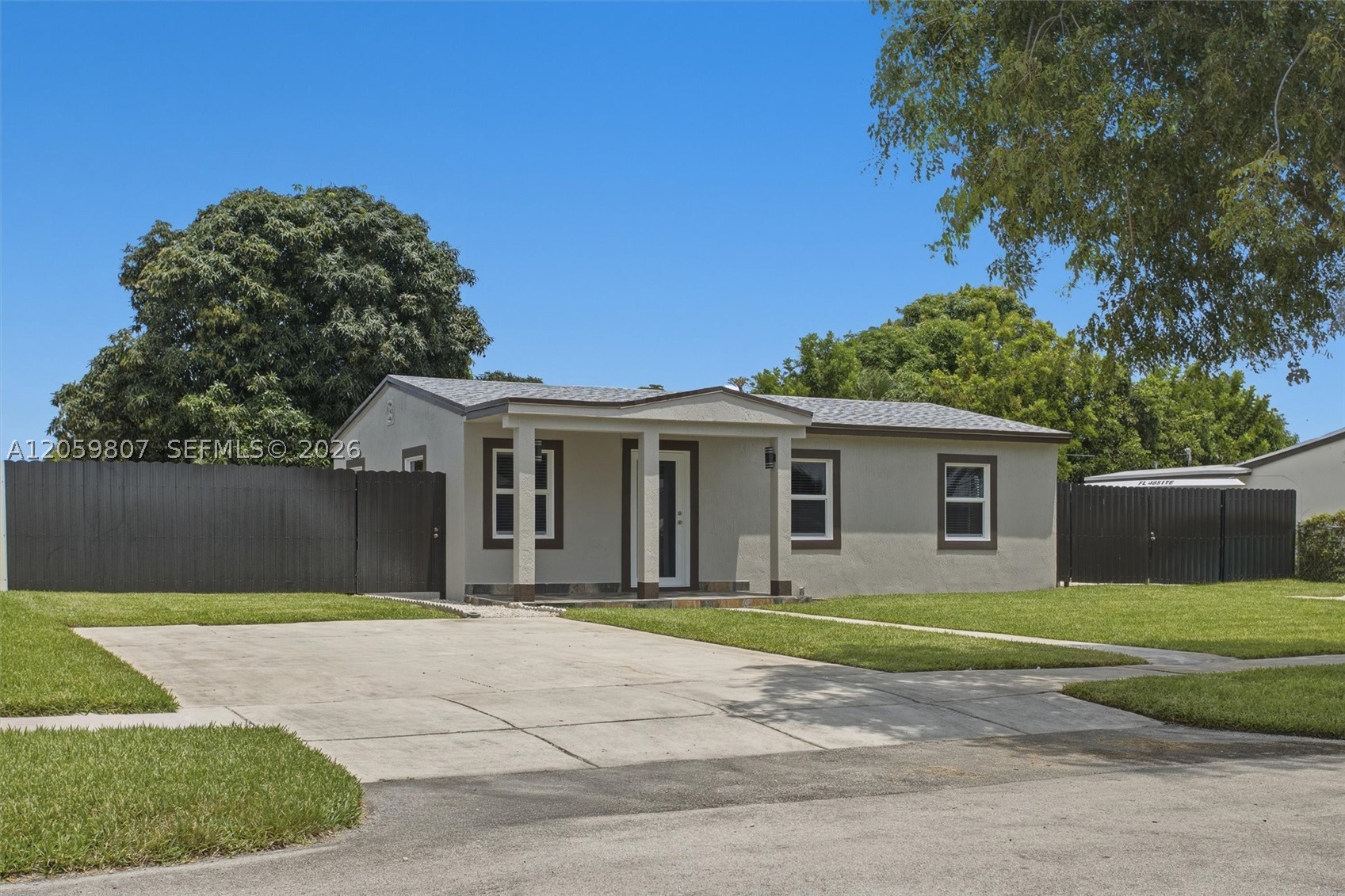 16031 Nw 18th Ave Property Photo 25
