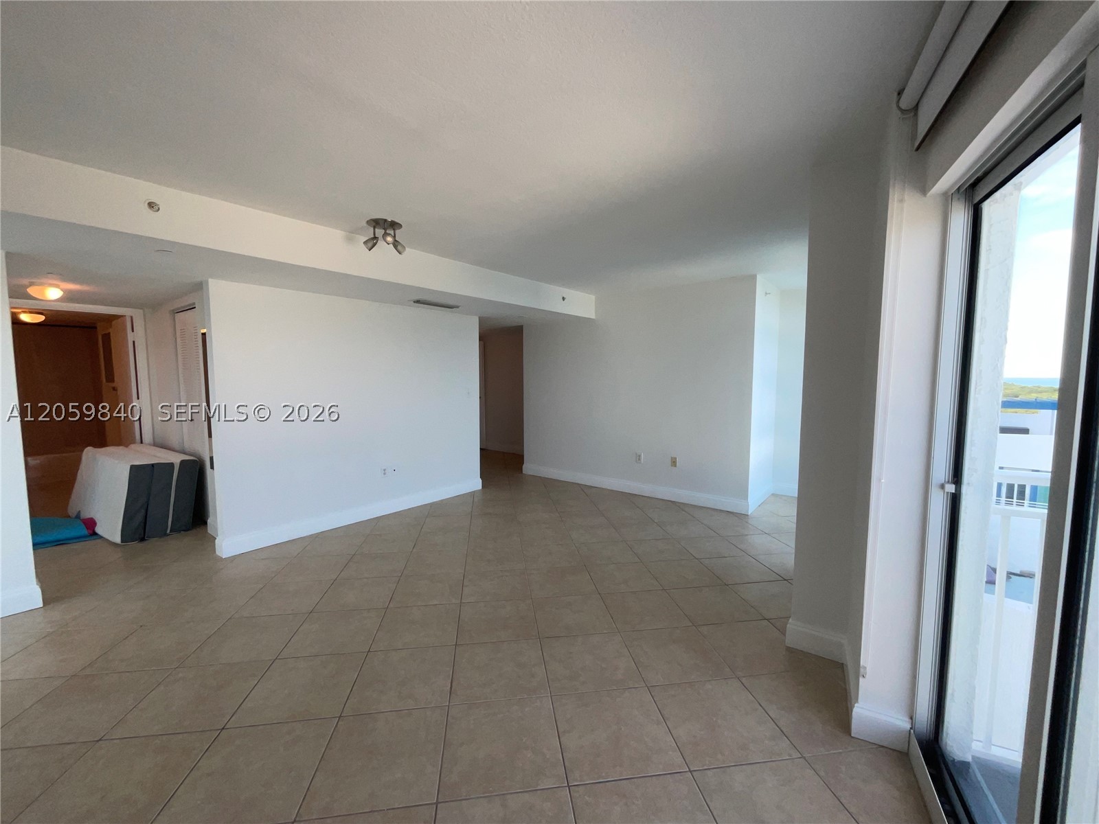 7600 Collins Ave 1008 Property Photo 17