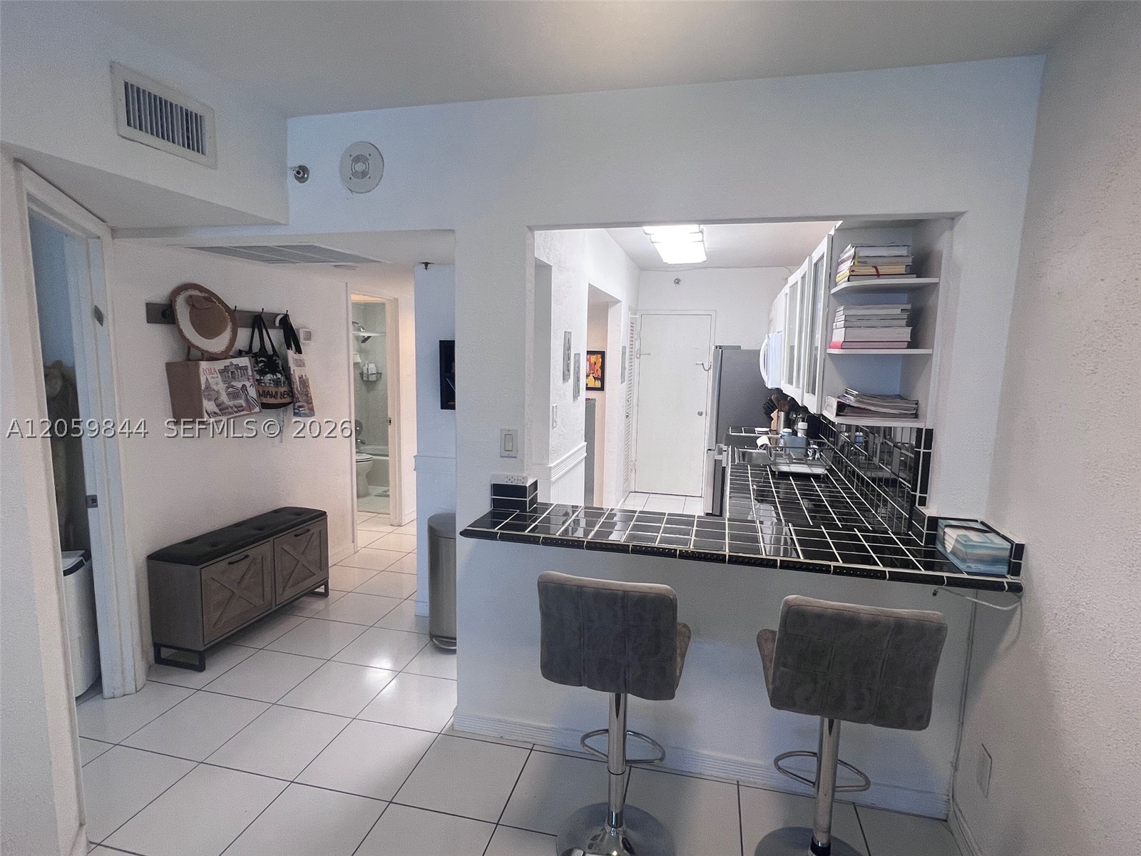 100 Lincoln Rd 537 Property Photo 13