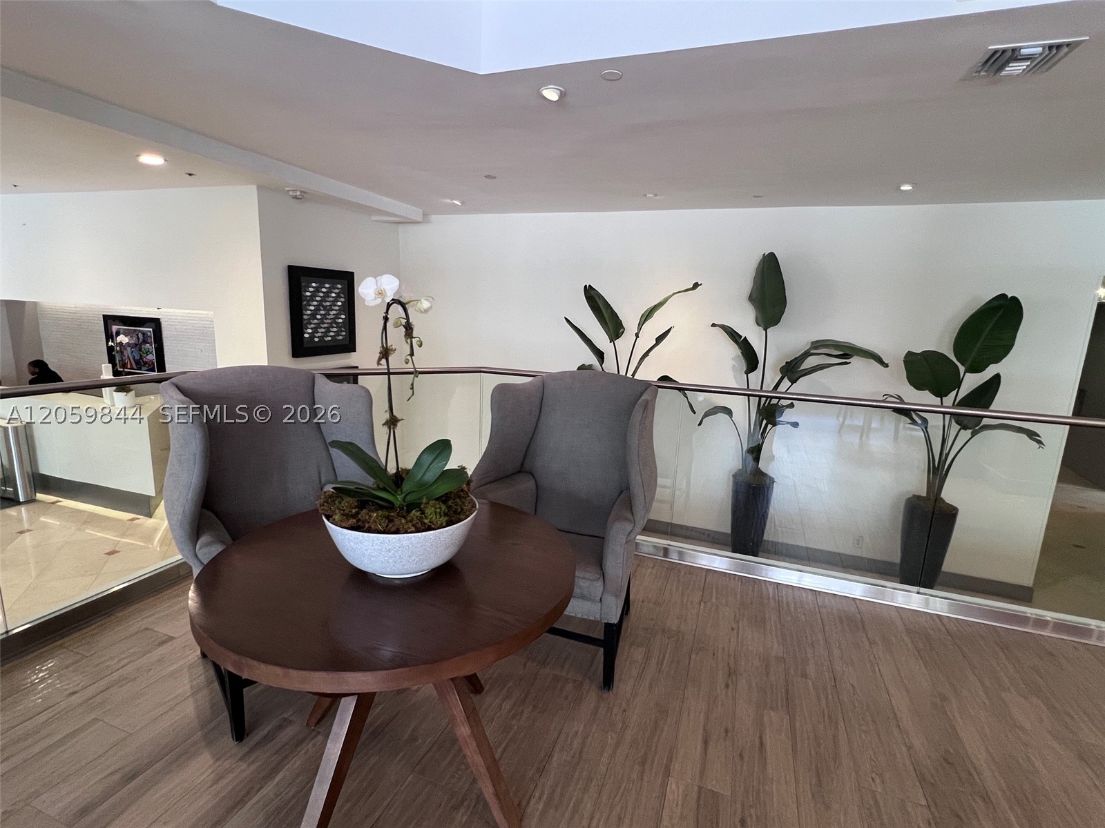 100 Lincoln Rd 537 Property Photo 56