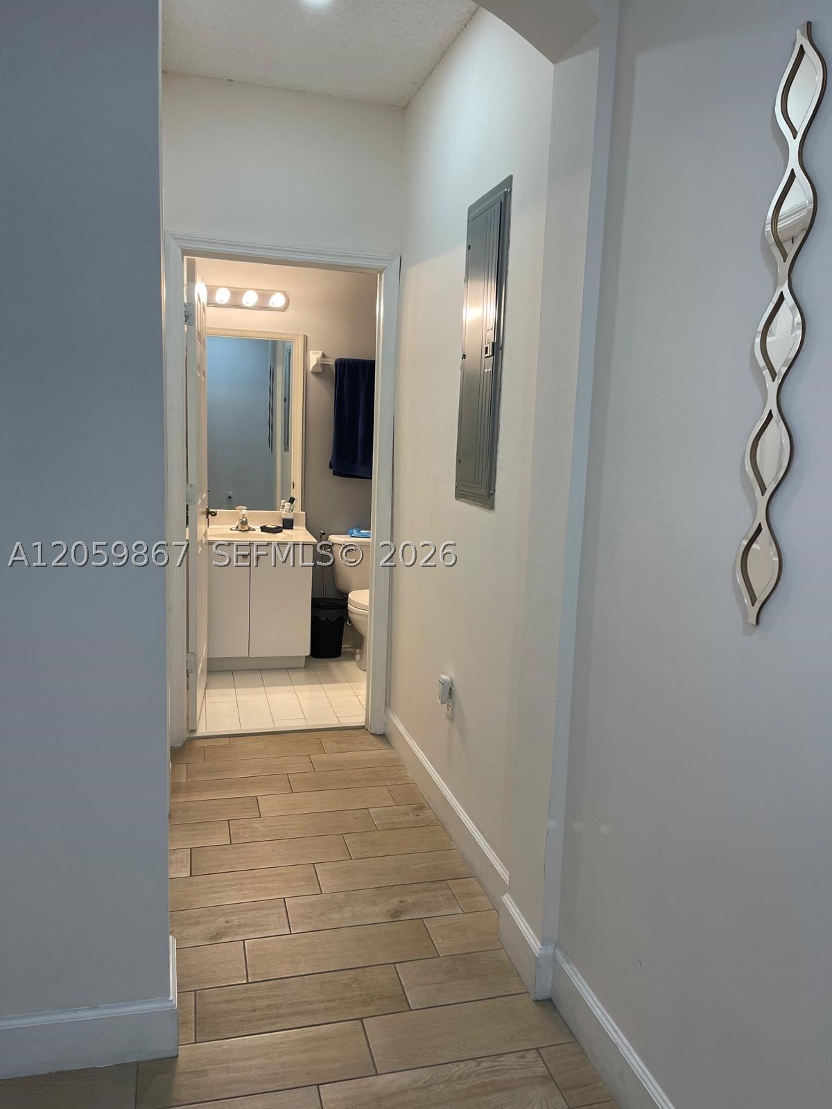 2258 Ne 42nd Cir Property Photo 2