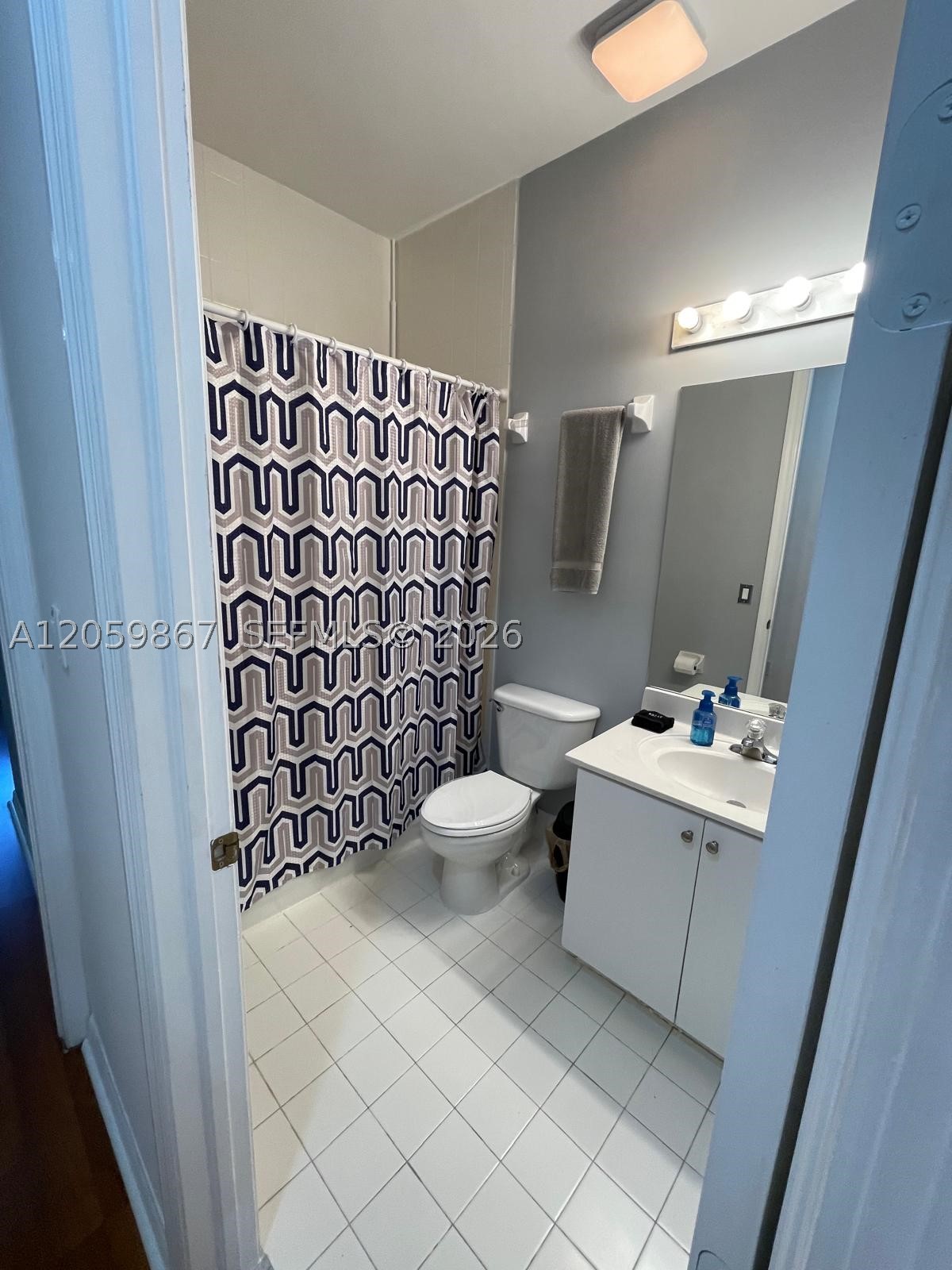 2258 Ne 42nd Cir Property Photo 32