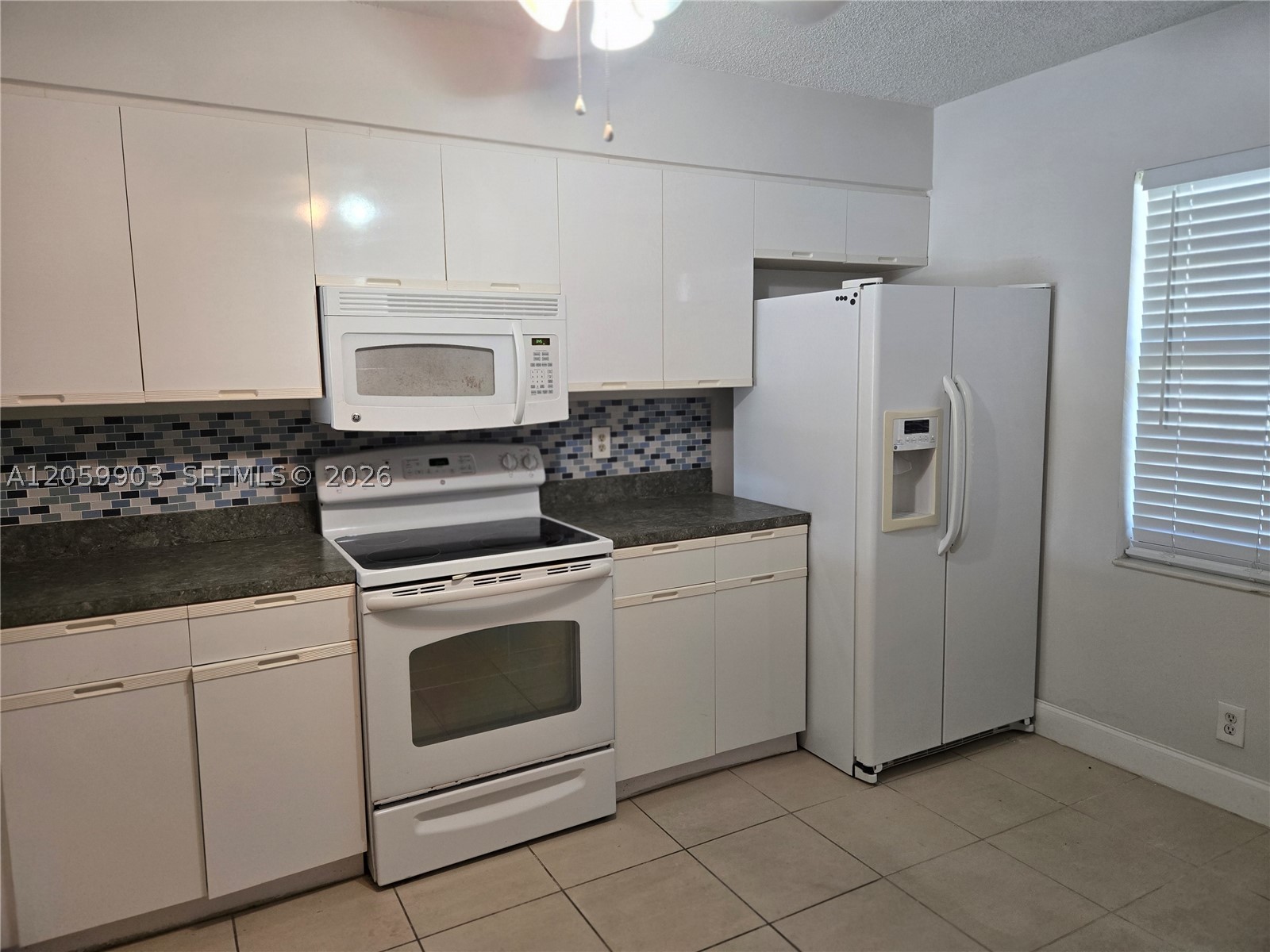 3020 Florida Blvd 203-c Property Photo 4