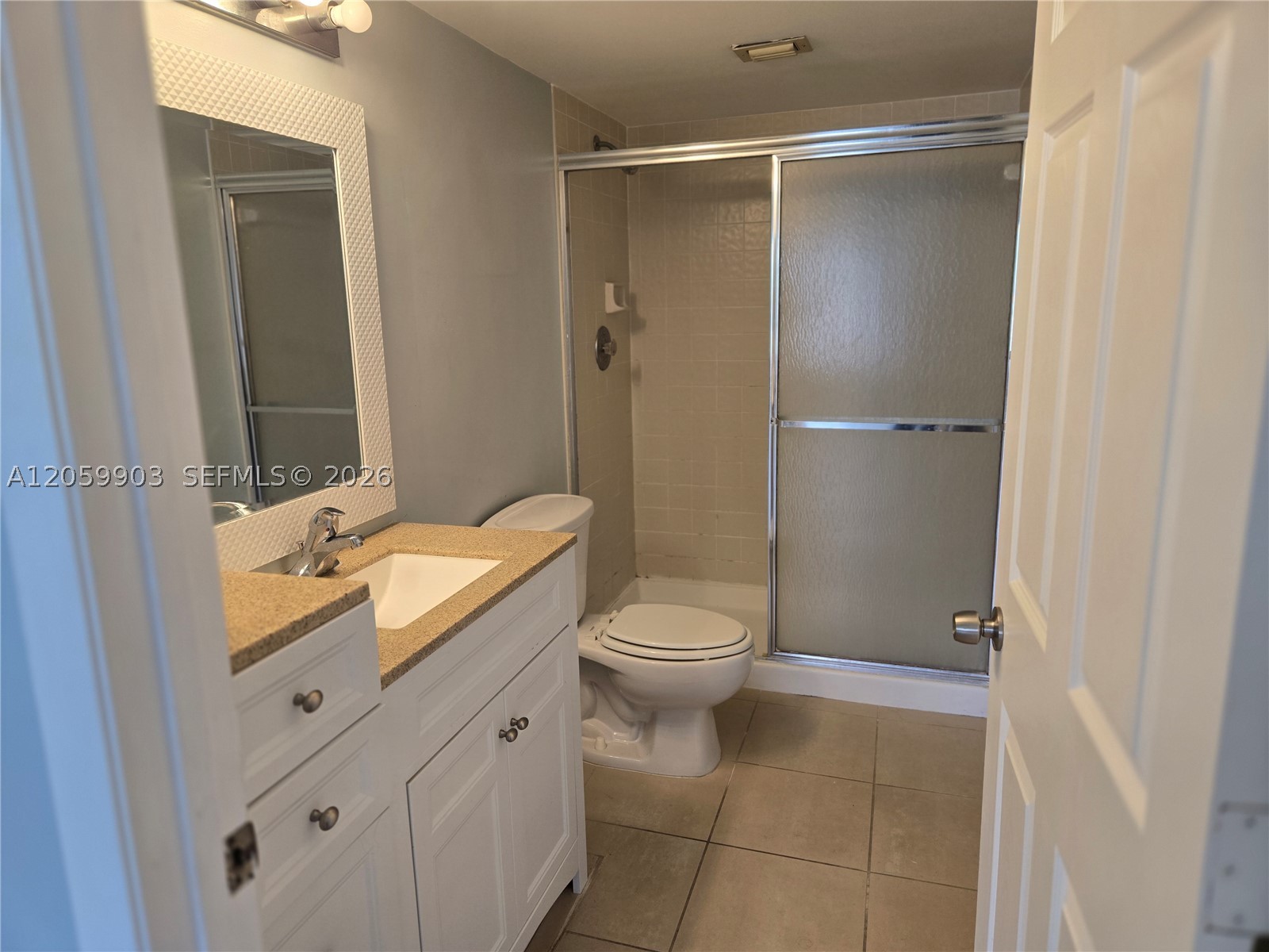 3020 Florida Blvd 203-c Property Photo 8