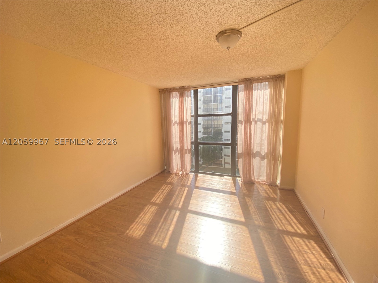 16919 N Bay Rd 620 Property Photo 15