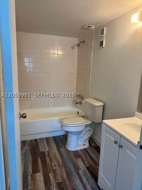 2050 Nw 43rd Ter 5 Property Photo 8
