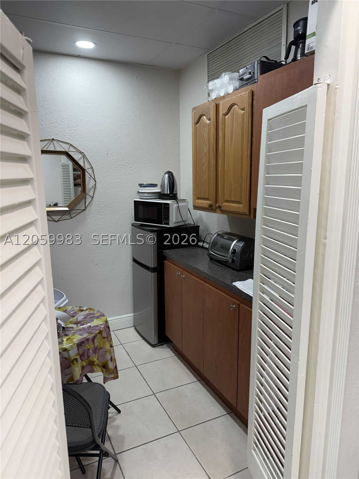 5005 Collins Ave C2 Property Photo 2