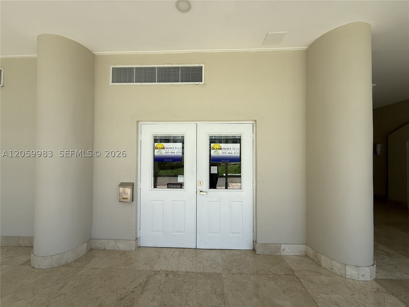 5005 Collins Ave C2 Property Photo 3