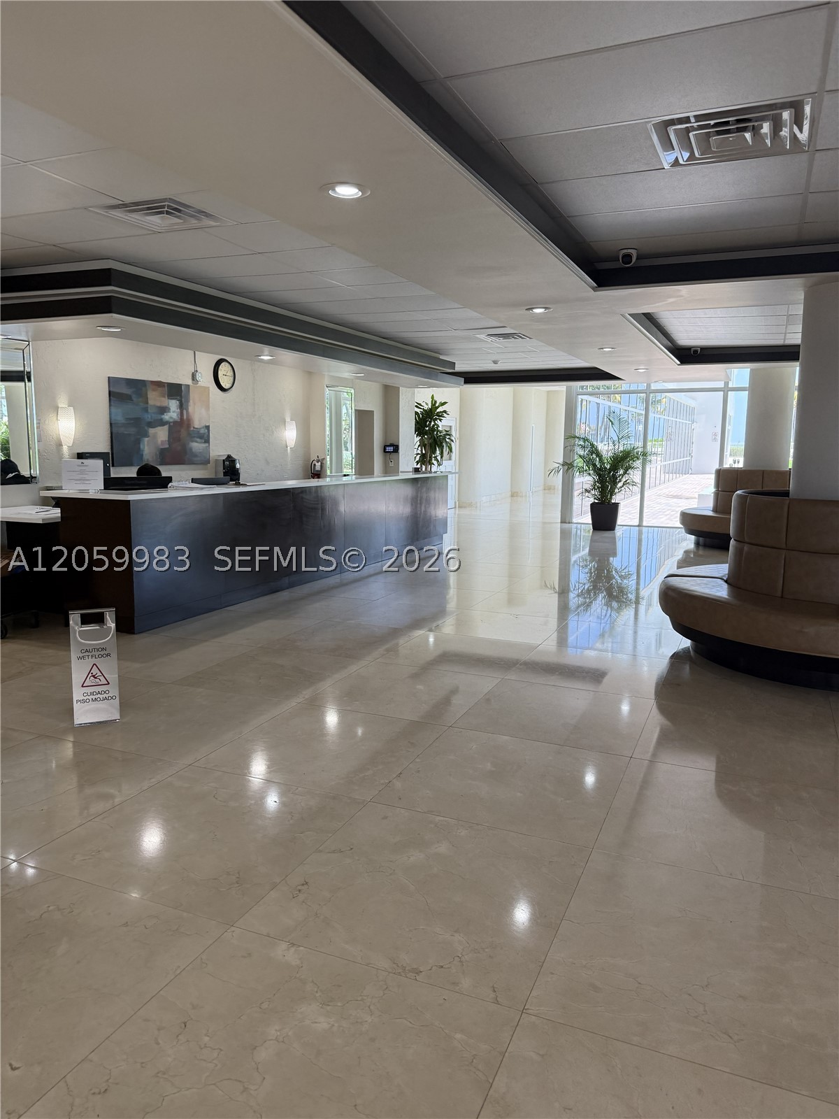 5005 Collins Ave C2 Property Photo 7