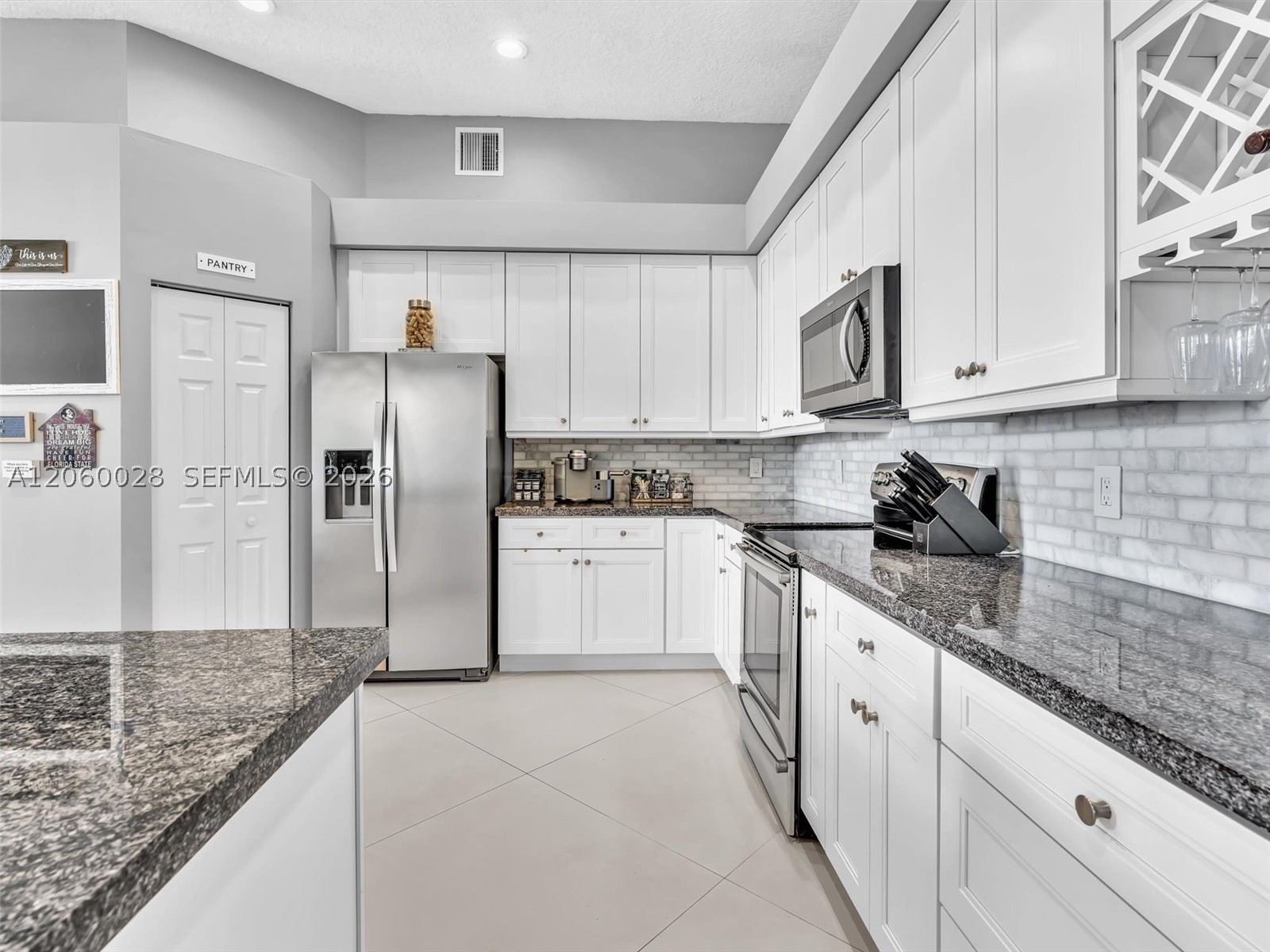 16247 Erie Pl Property Photo 13