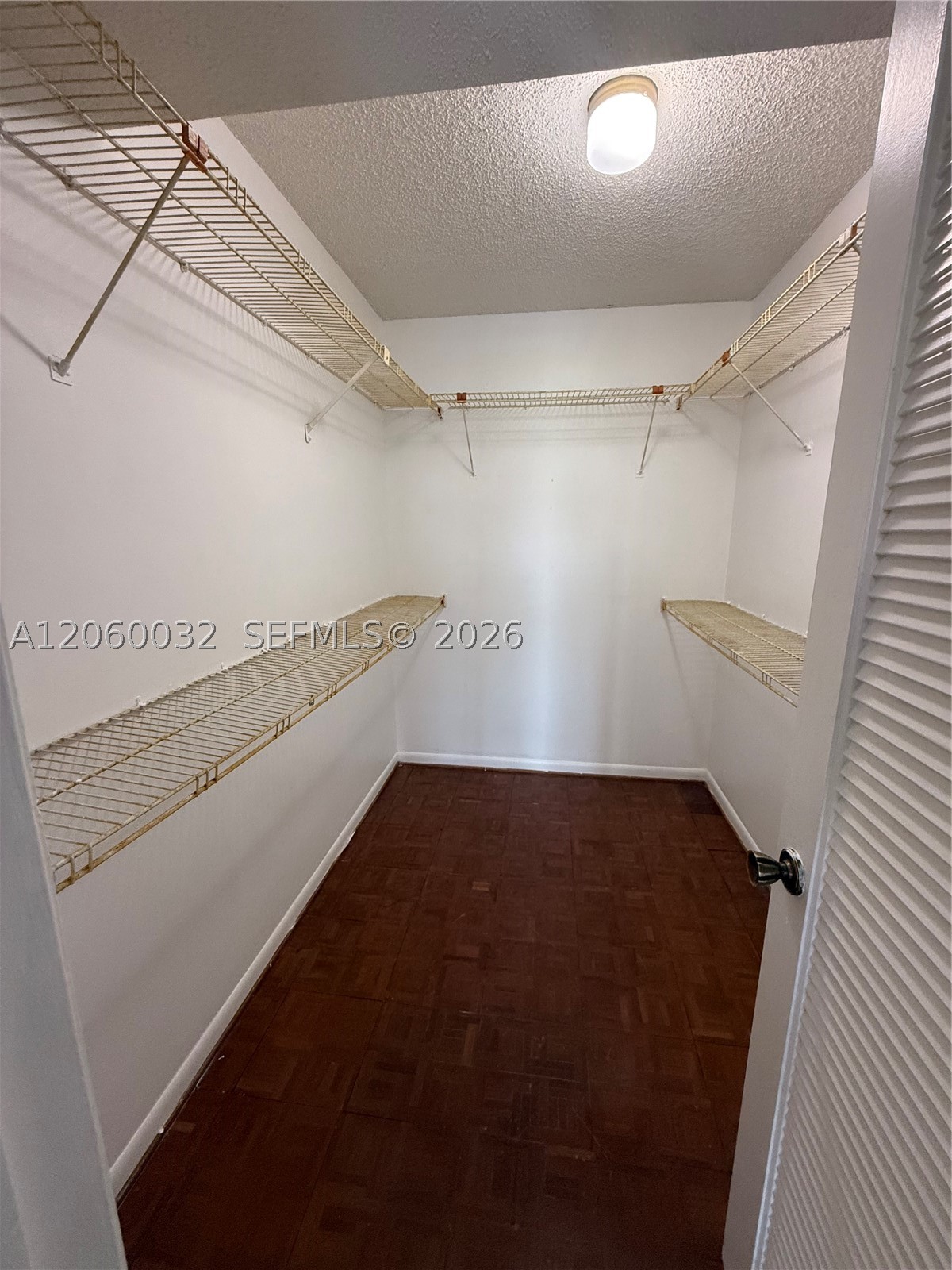 7370 Ashmont Cir 301 Property Photo 5