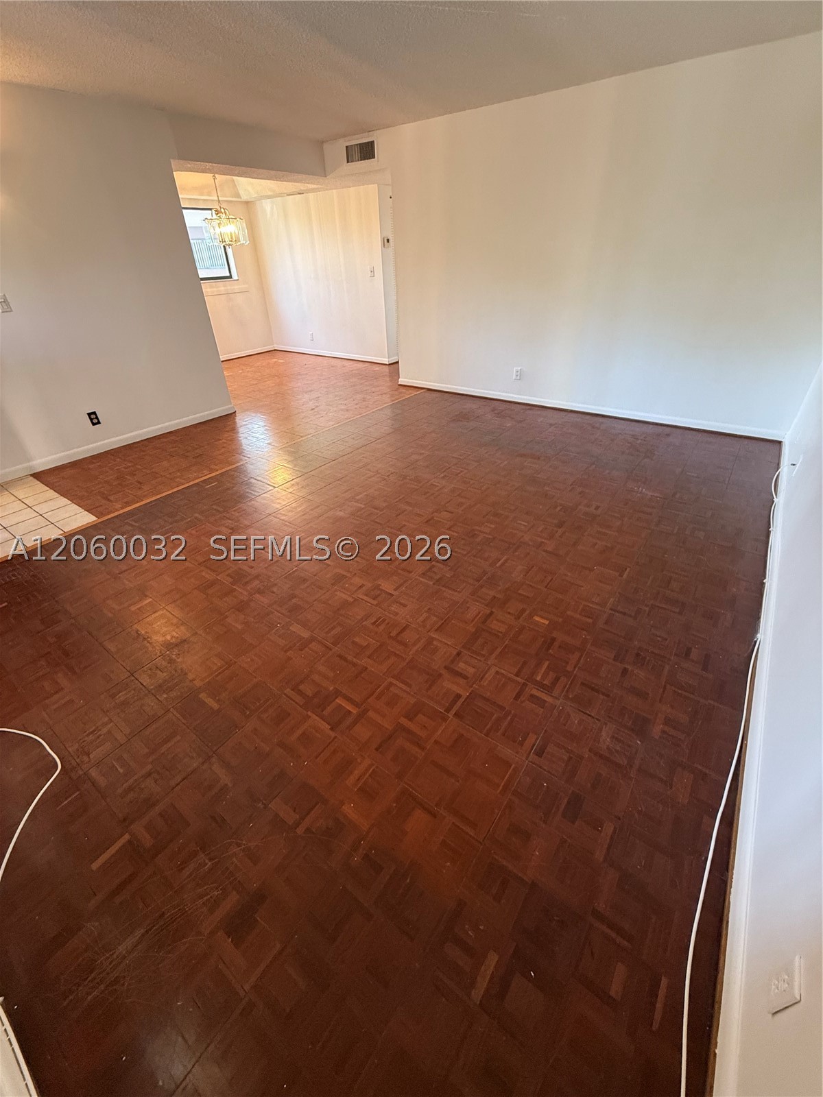 7370 Ashmont Cir 301 Property Photo 6