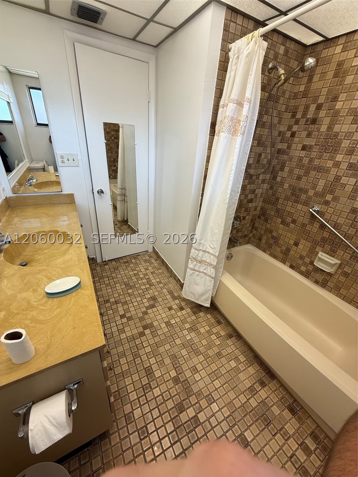 7370 Ashmont Cir 301 Property Photo 11