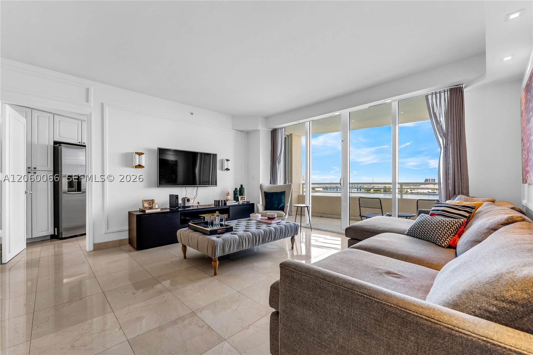 848 Brickell Key Dr 1102 Property Photo 9