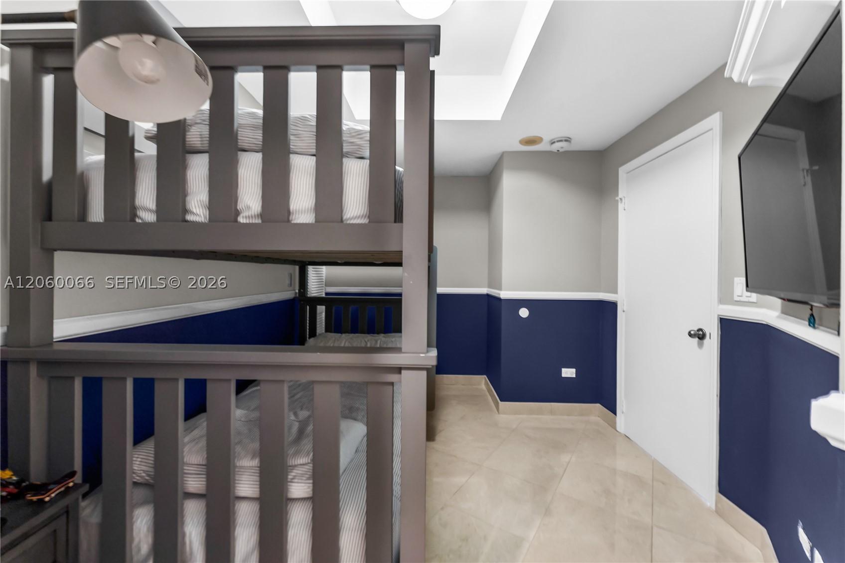848 Brickell Key Dr 1102 Property Photo 33