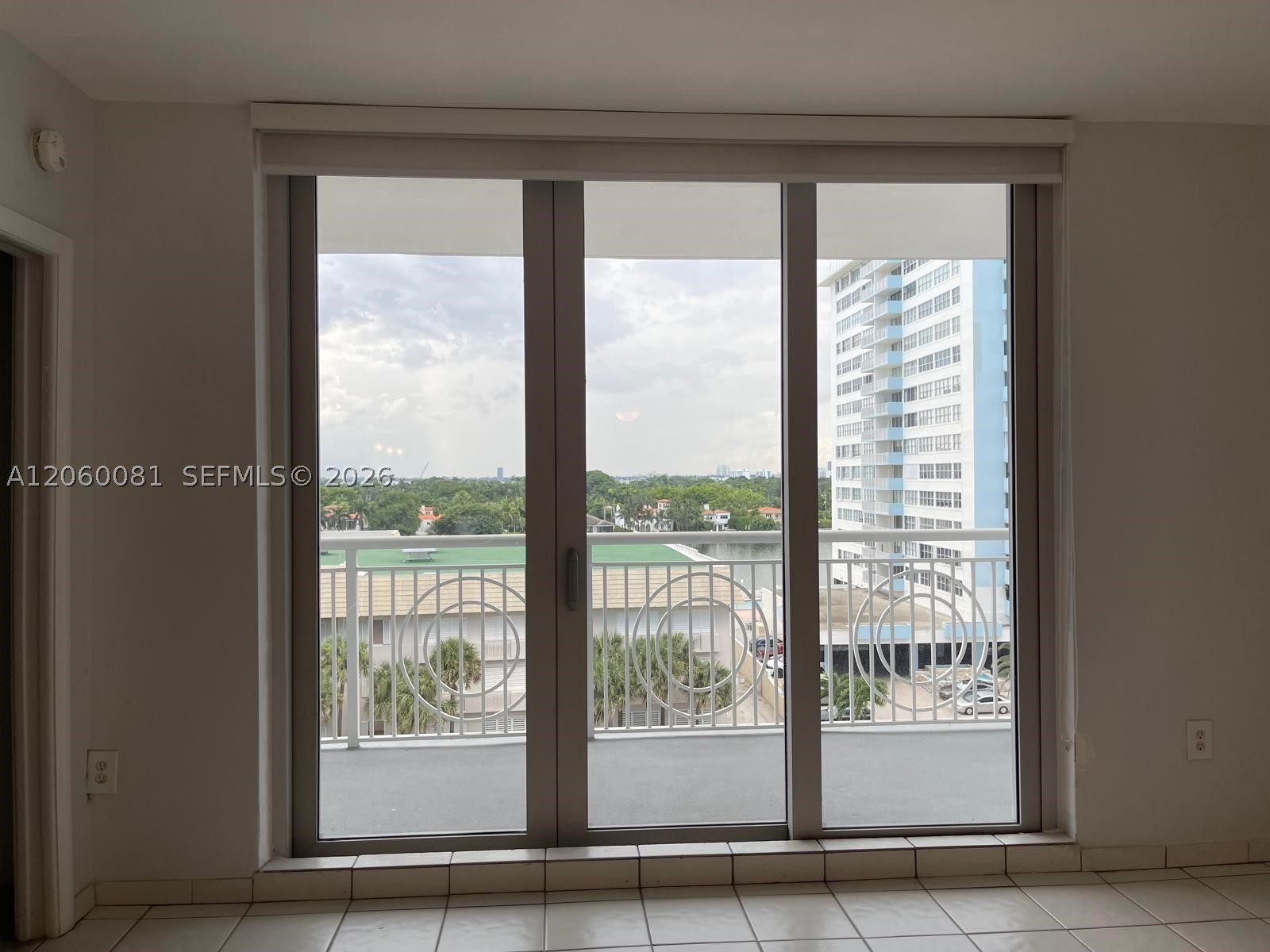 5825 Collins Ave 7b Property Photo 12