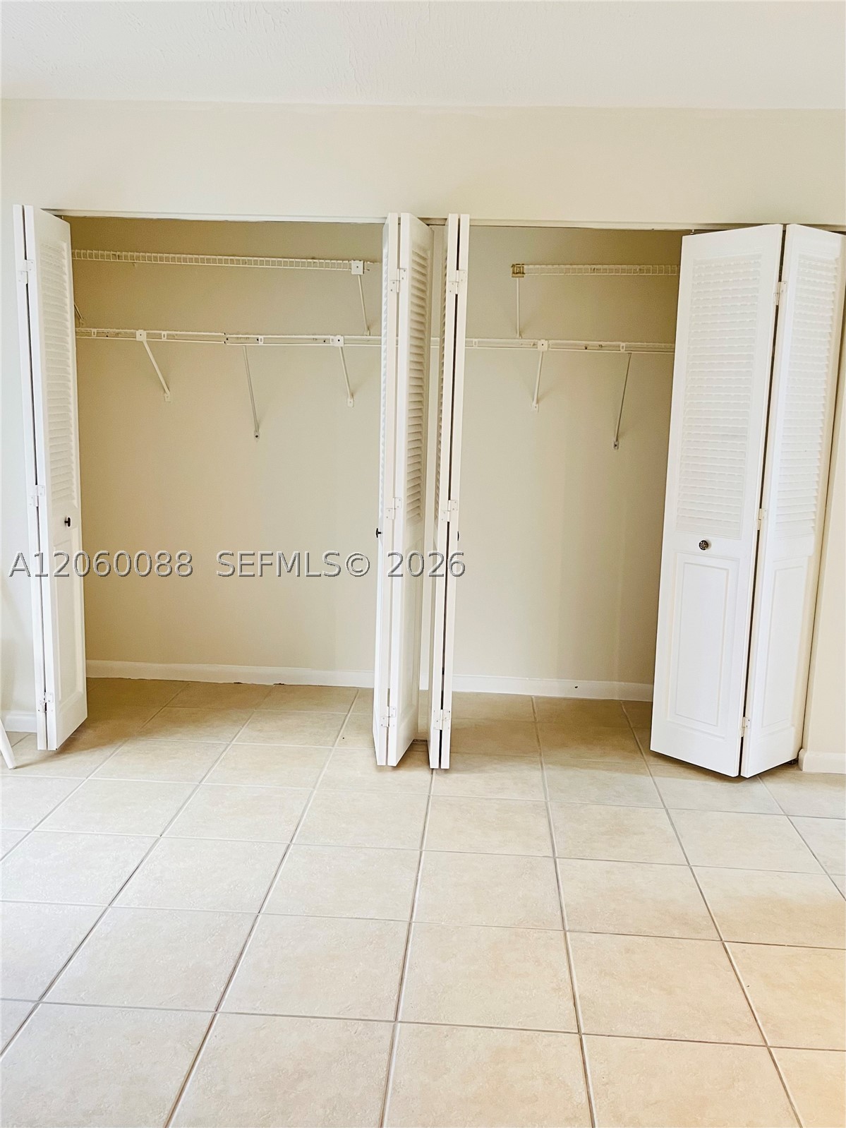 1010 Newcastle A 1010 Property Photo 12