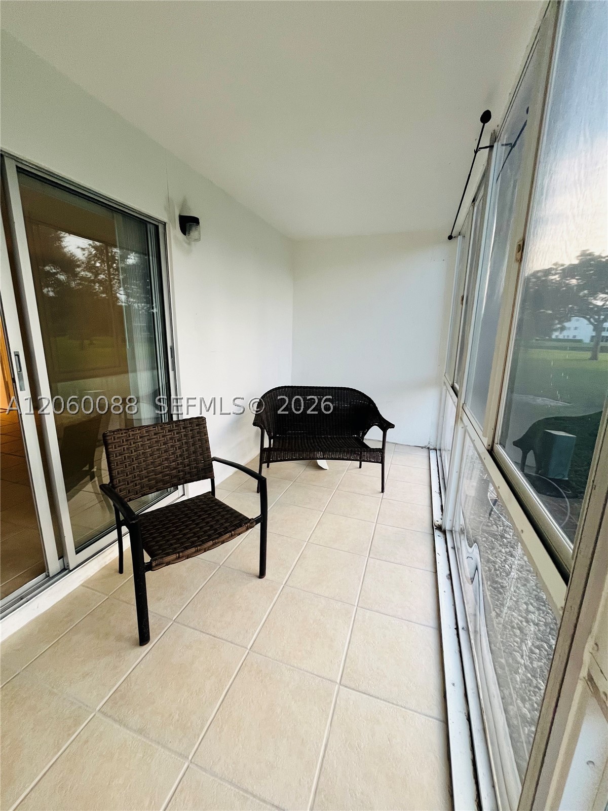1010 Newcastle A 1010 Property Photo 14