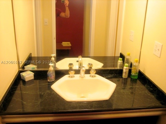 100 Lincoln Rd 427 Property Photo 6