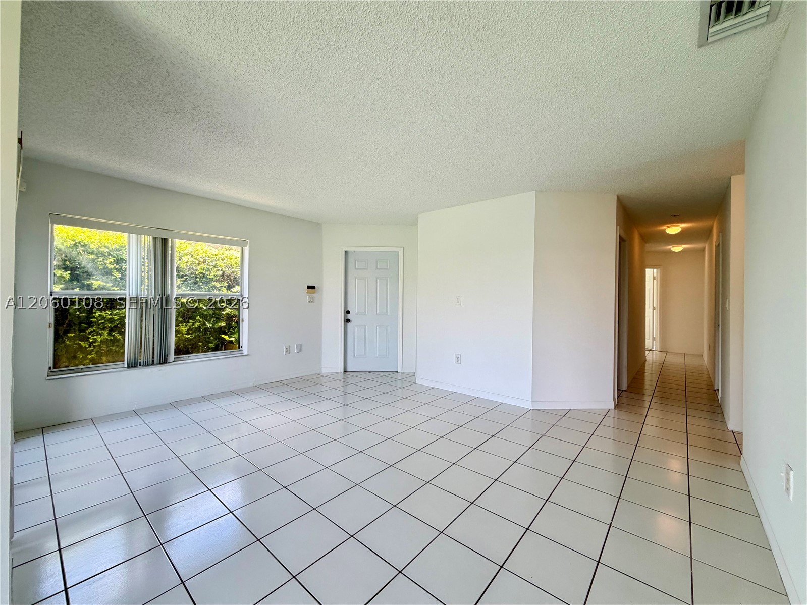 7557 Sw 164th Ct Property Photo 4