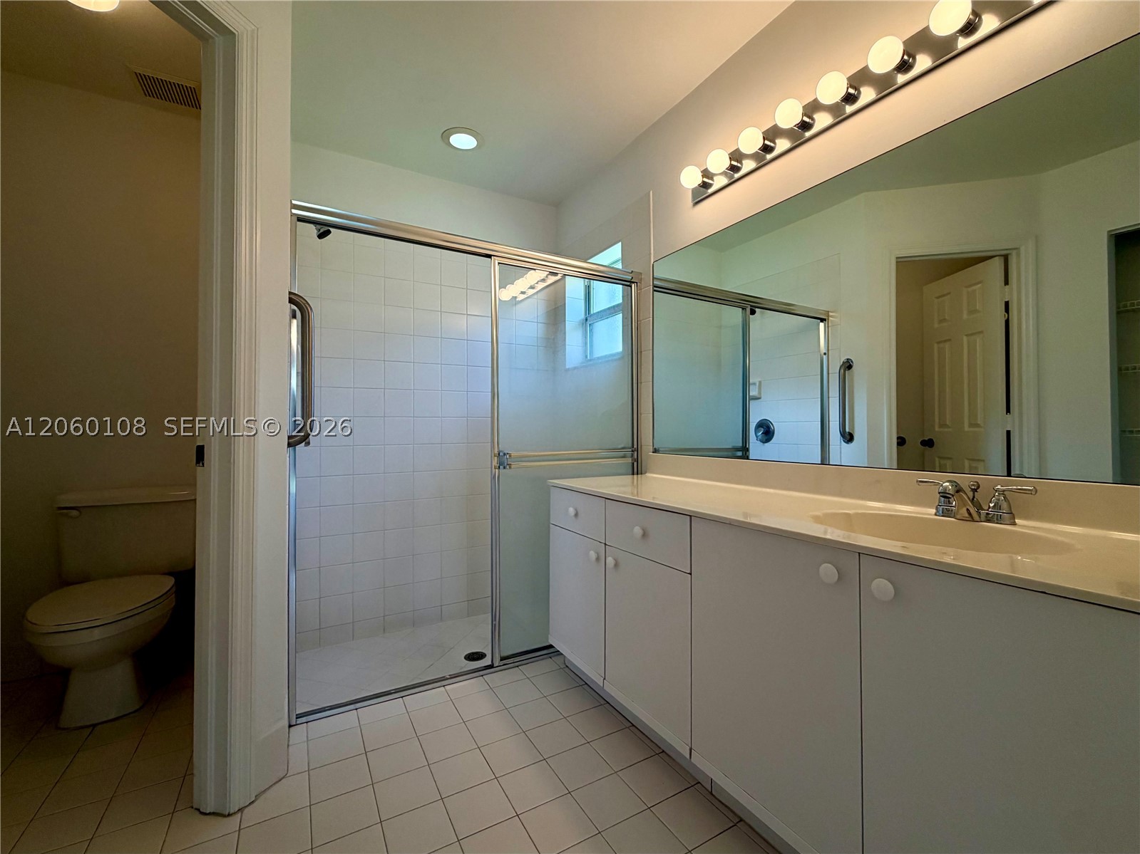 7557 Sw 164th Ct Property Photo 9