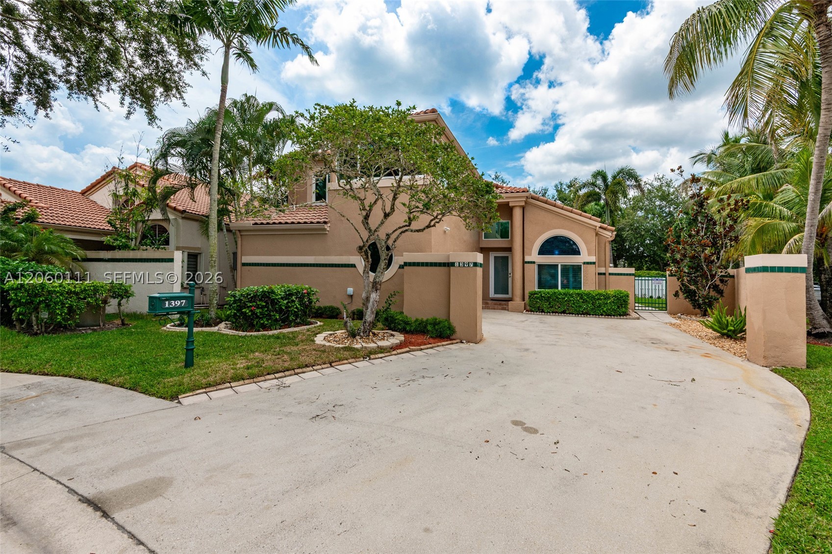 1397 Harbour Side Dr Property Photo 1