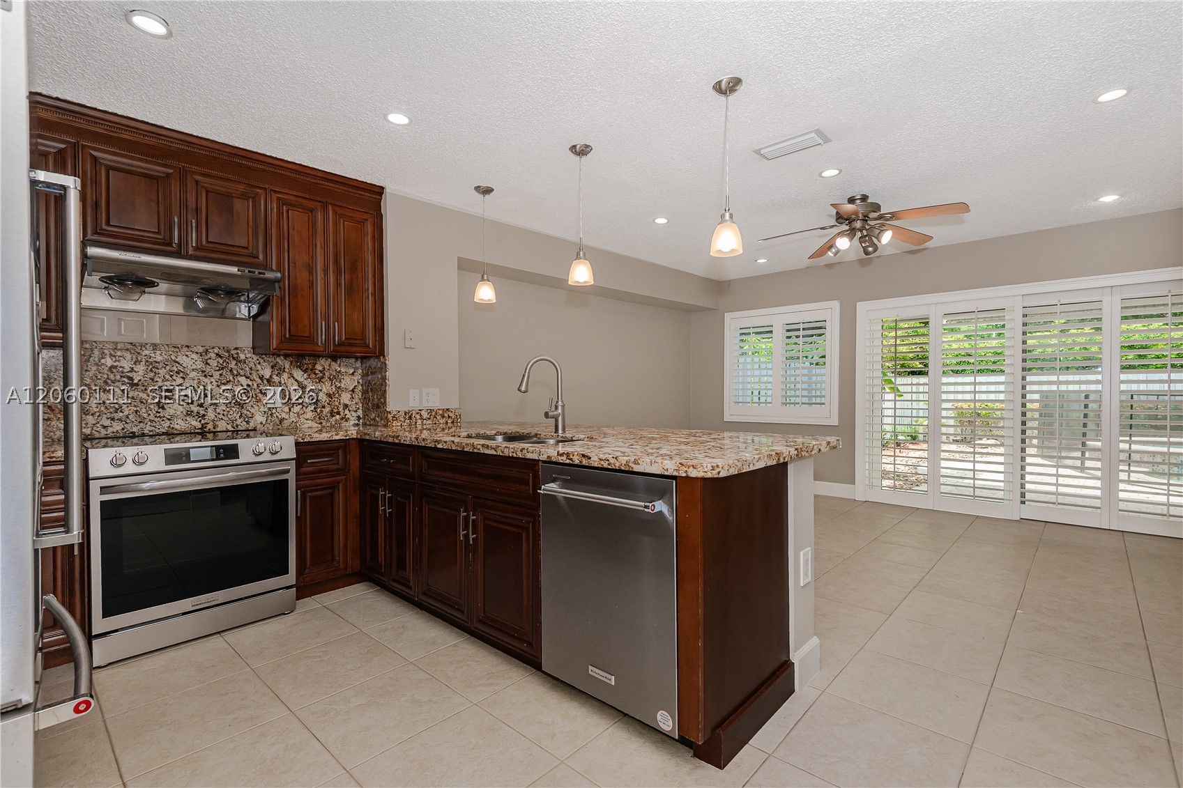 1397 Harbour Side Dr Property Photo 12