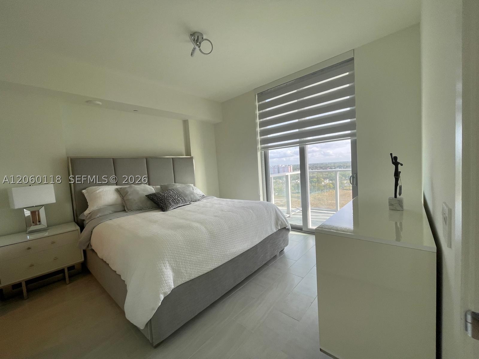 2000 Metropica Way 1105 Property Photo 3