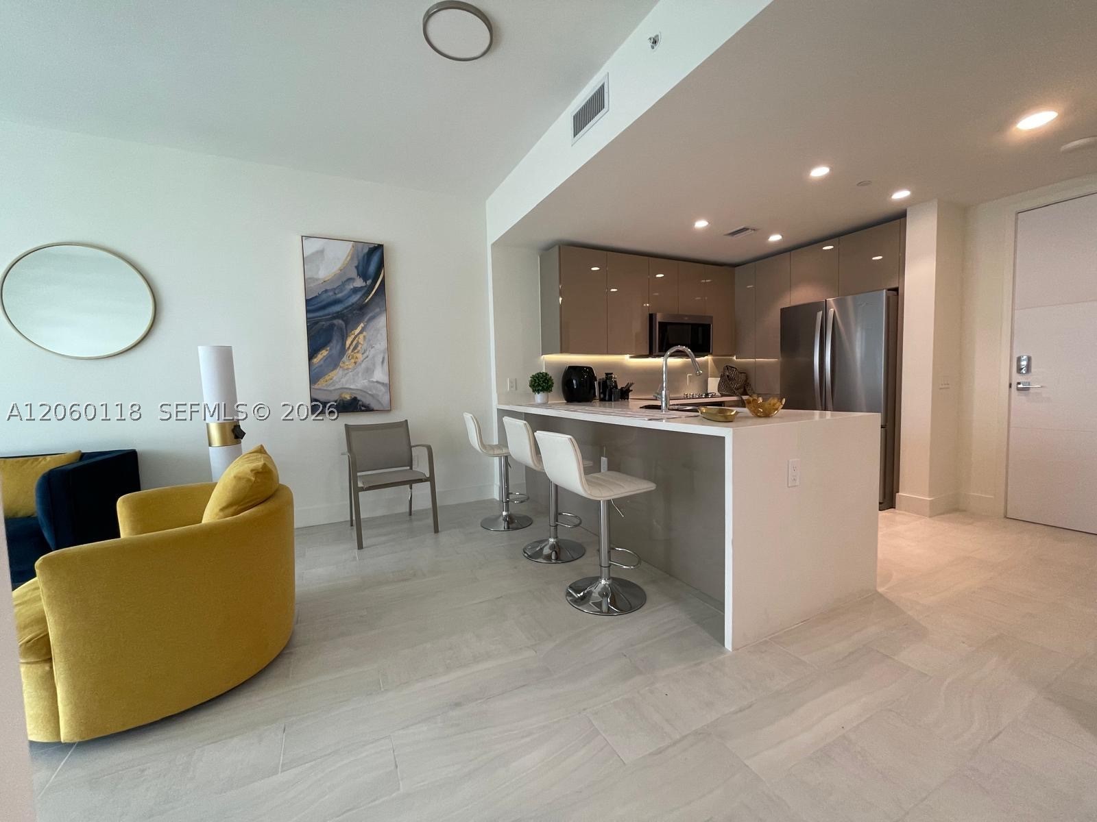 2000 Metropica Way 1105 Property Photo 4