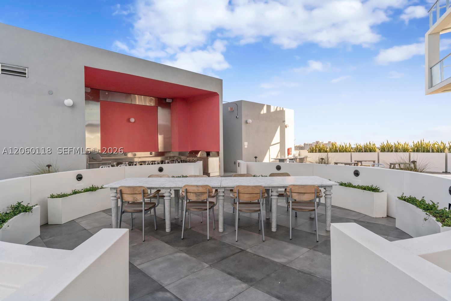 2000 Metropica Way 1105 Property Photo 37