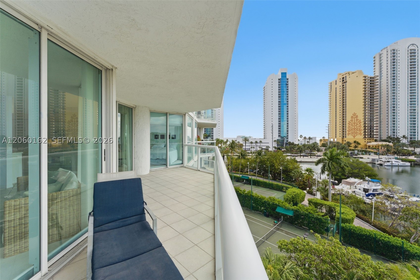 16400 Collins Ave 544 Property Photo 24