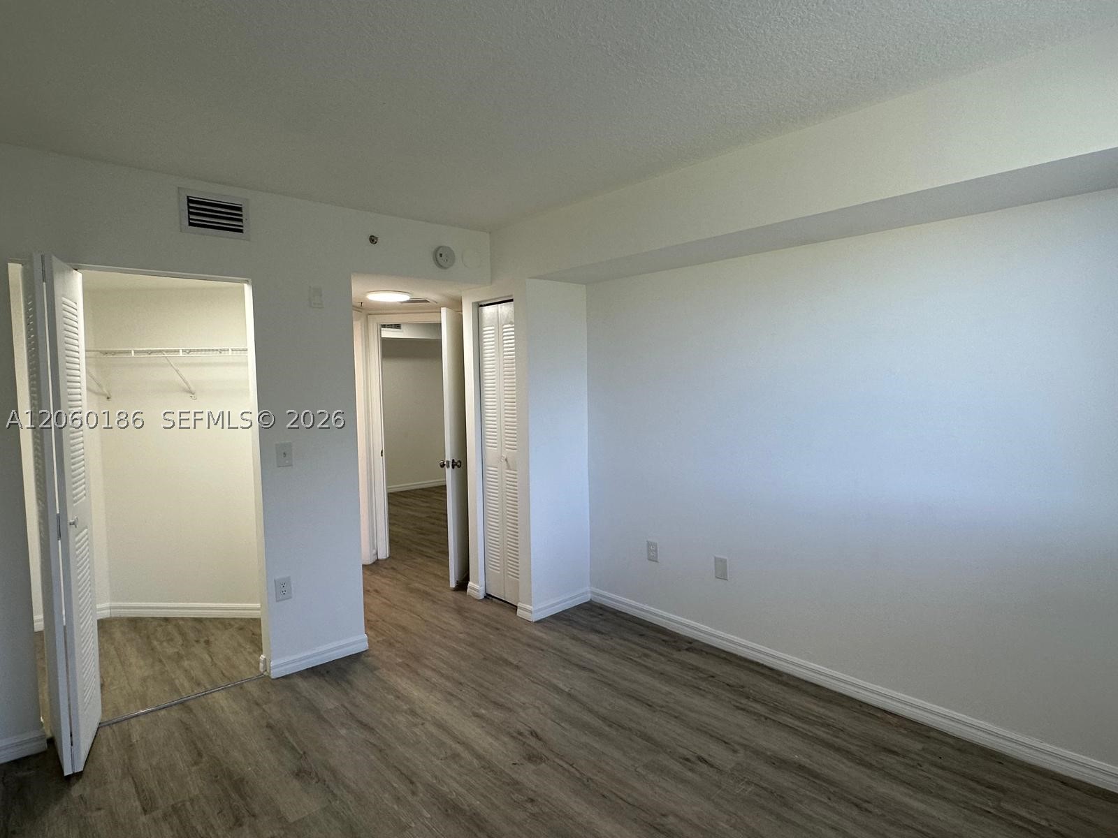 17602 Nw 25th Ave 304 Property Photo 5
