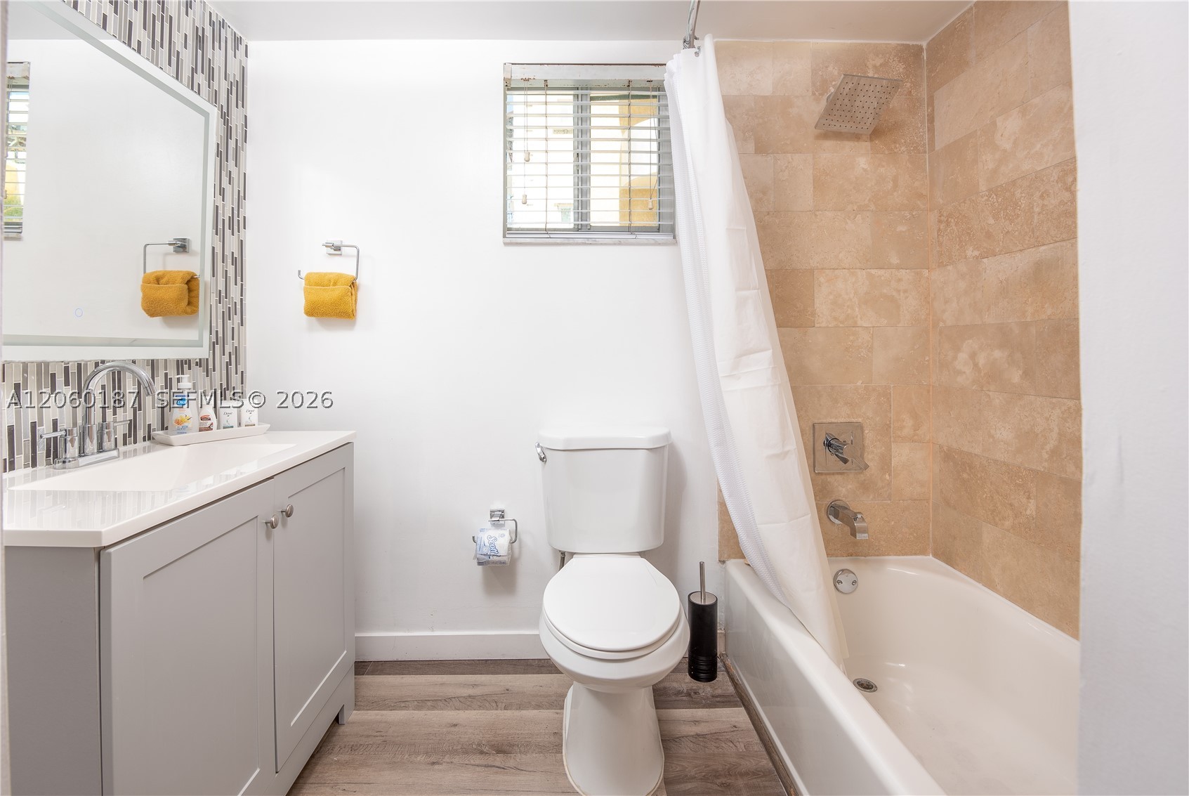 8888 Collins Ave 212 Property Photo 16