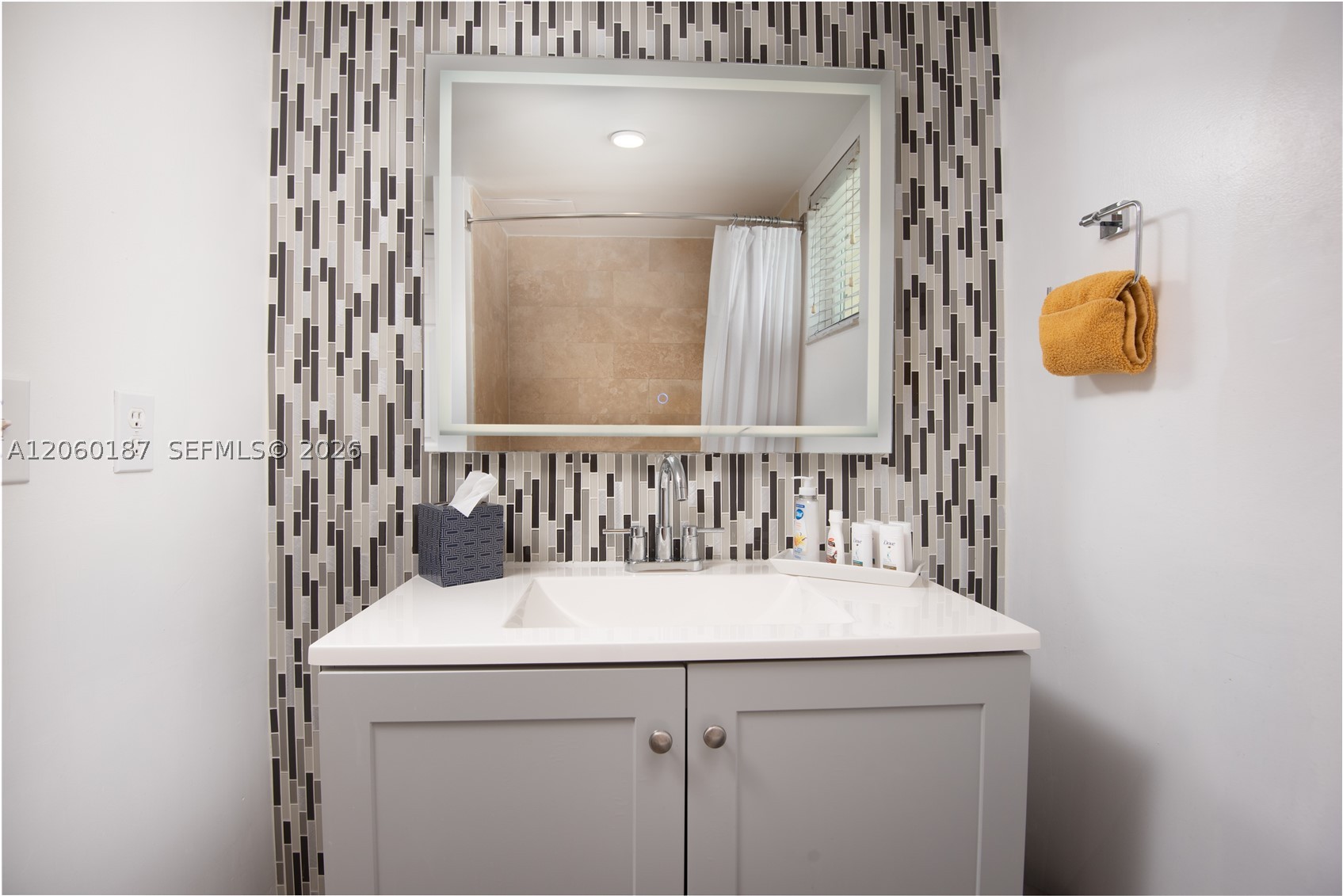 8888 Collins Ave 212 Property Photo 17