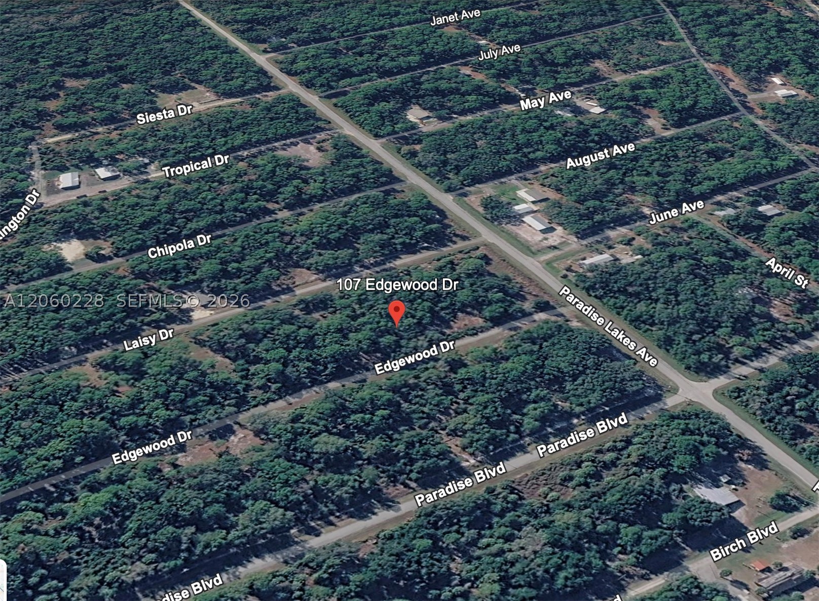 W Edgewood Dr Property Photo 6