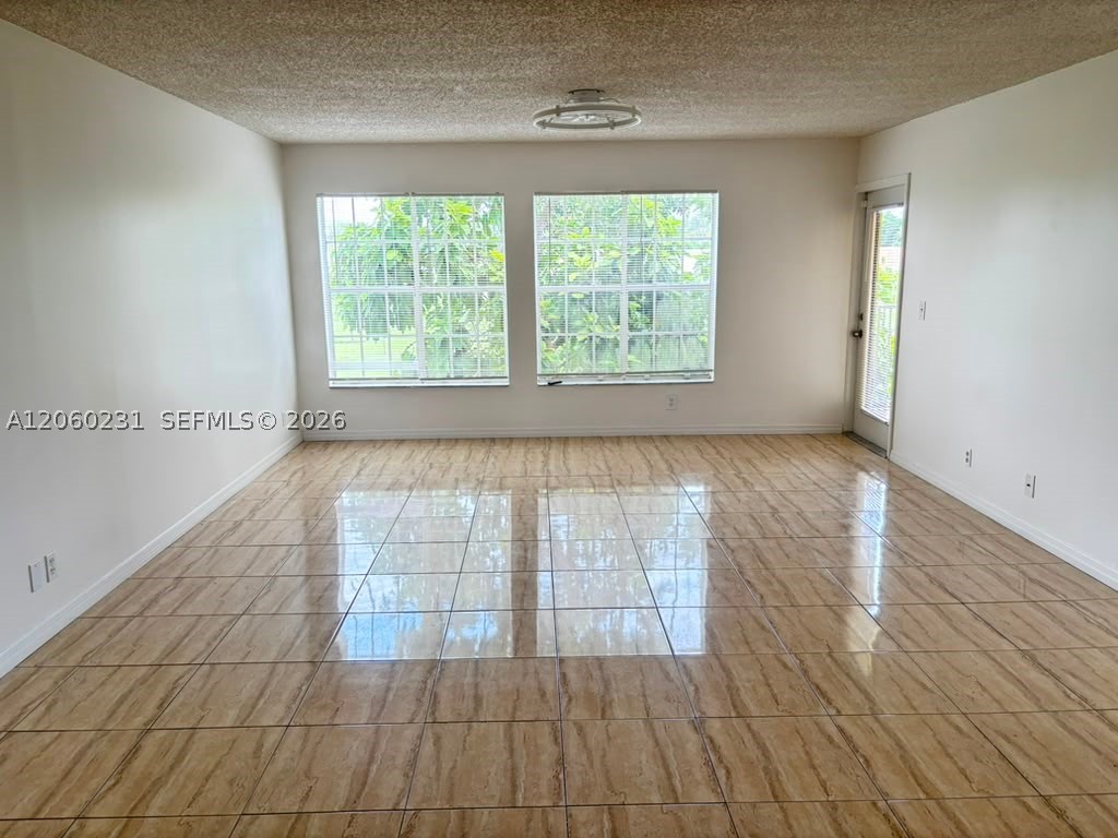 6292 La Costa Dr H Property Photo 1