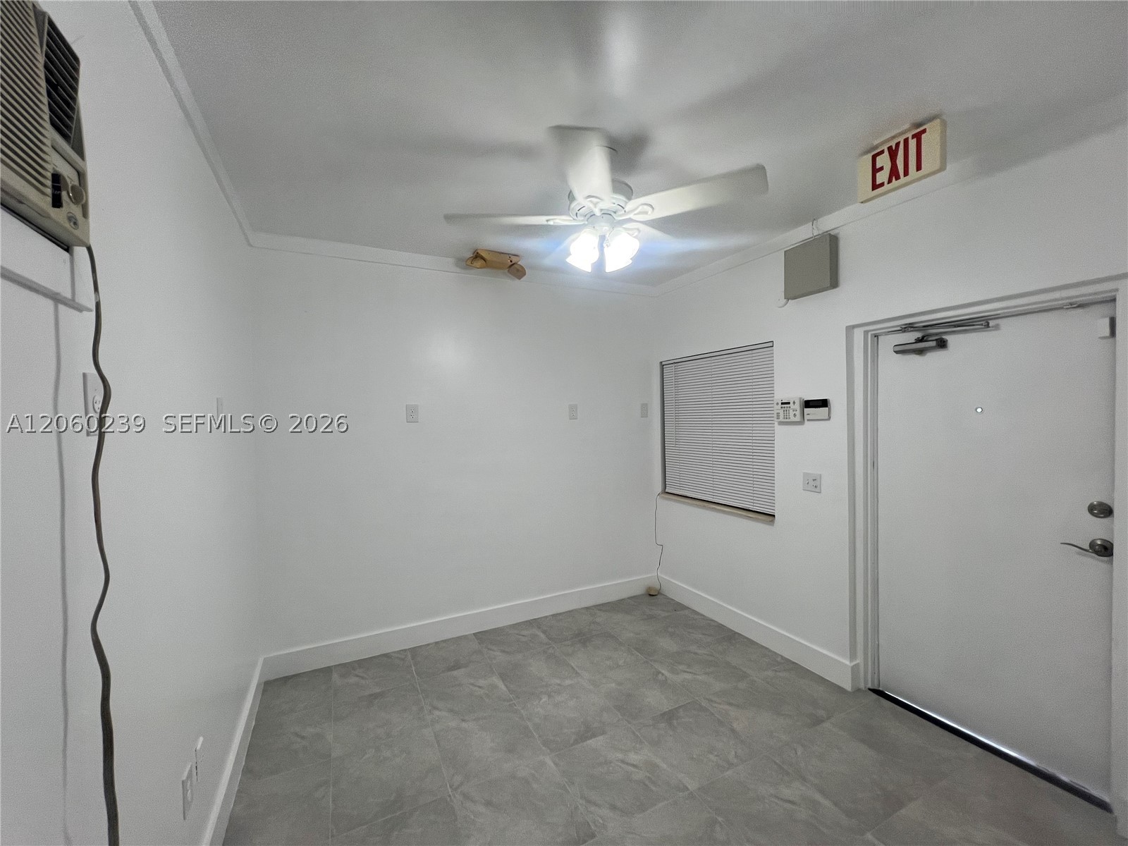 16215 Sw 117th Ave 4 Property Photo 6